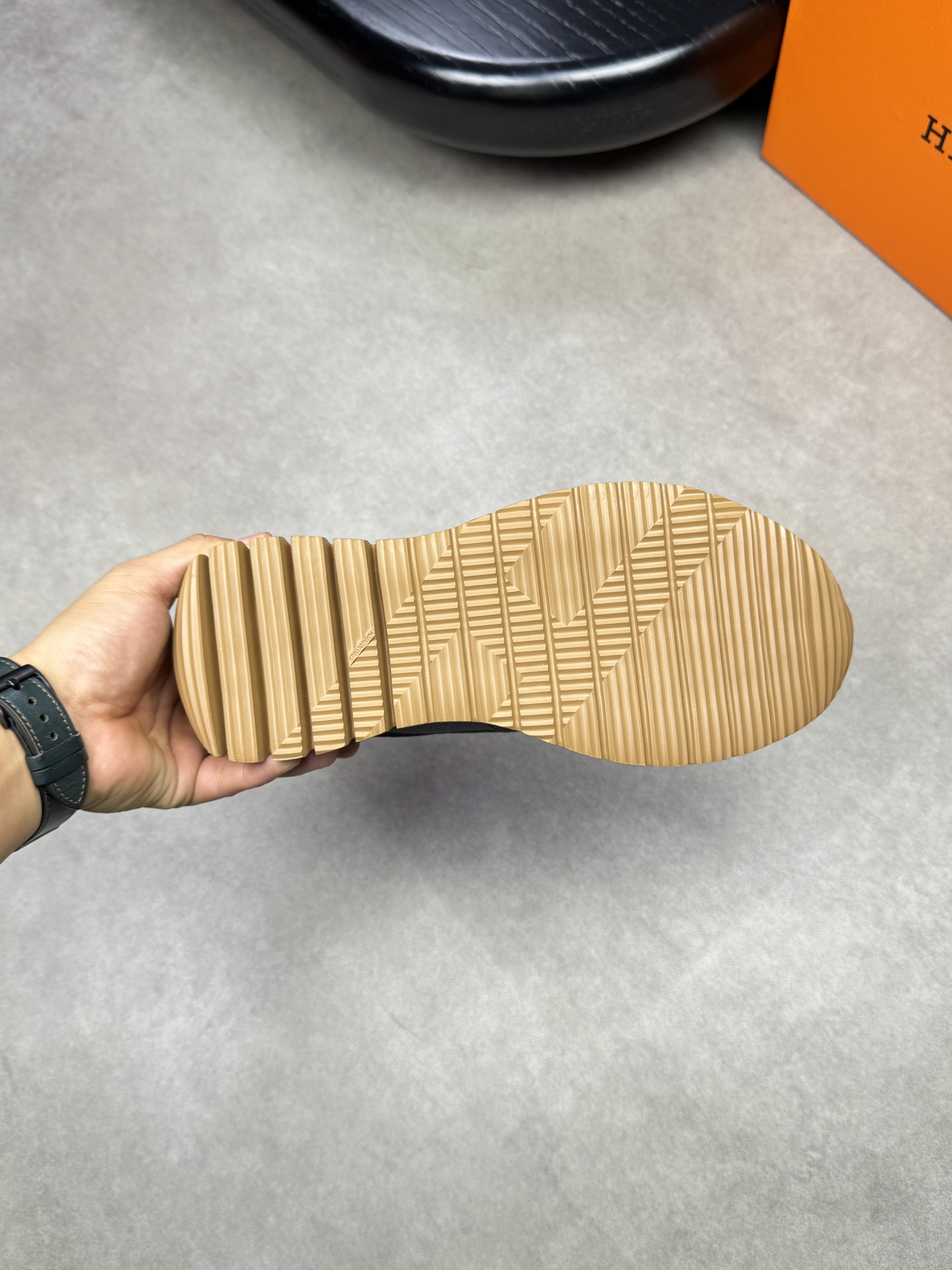 Hermes Men's Casual Sneakers - Top Quality, Comfortable and Stylish 10 i1742020528 7151 8