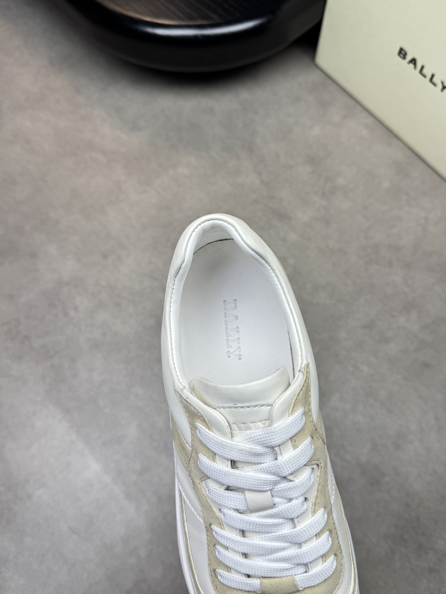 Bally Men's Leather Sneakers - Premium Nappa Leather, Comfortable & Stylish 8 i1742235285 4056 6
