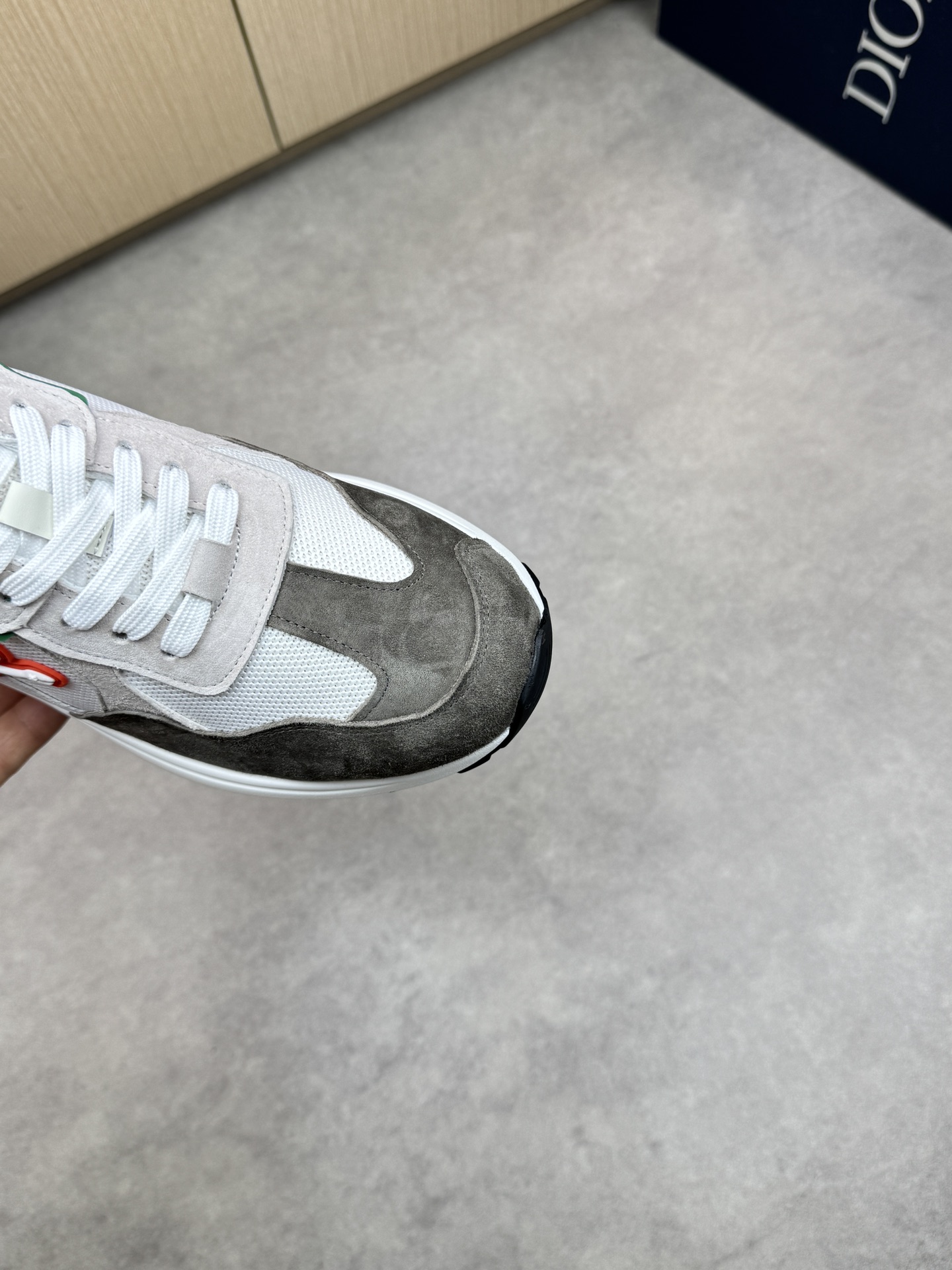 Dior Style Leather Men's Shoes style reference detail image 6 from source 782334