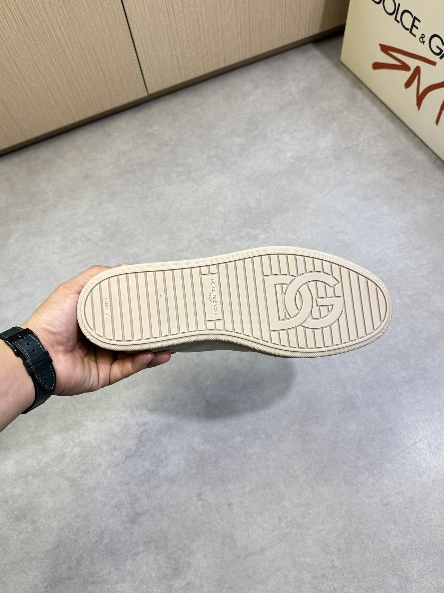 Dolce&Gabbana White Leather Sneakers for Men - Casual Comfort, Sizes 39-44 10 i1742678784 3037 8