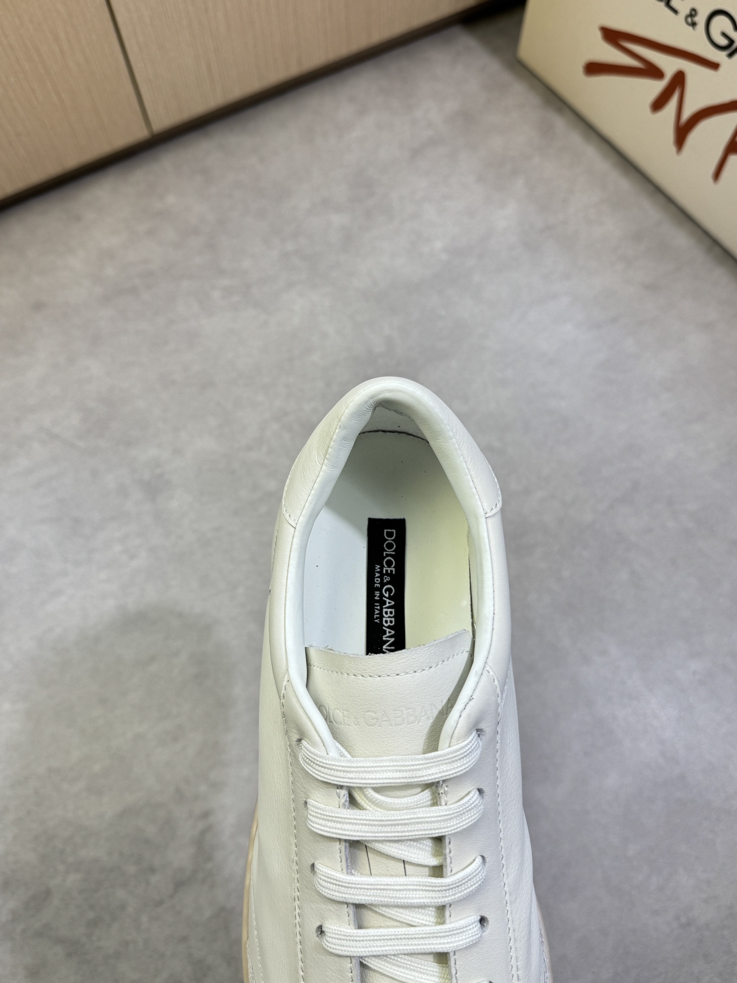 Dolce&Gabbana White Leather Sneakers for Men - Casual Comfort, Sizes 39-44 8 i1742678784 7143 6