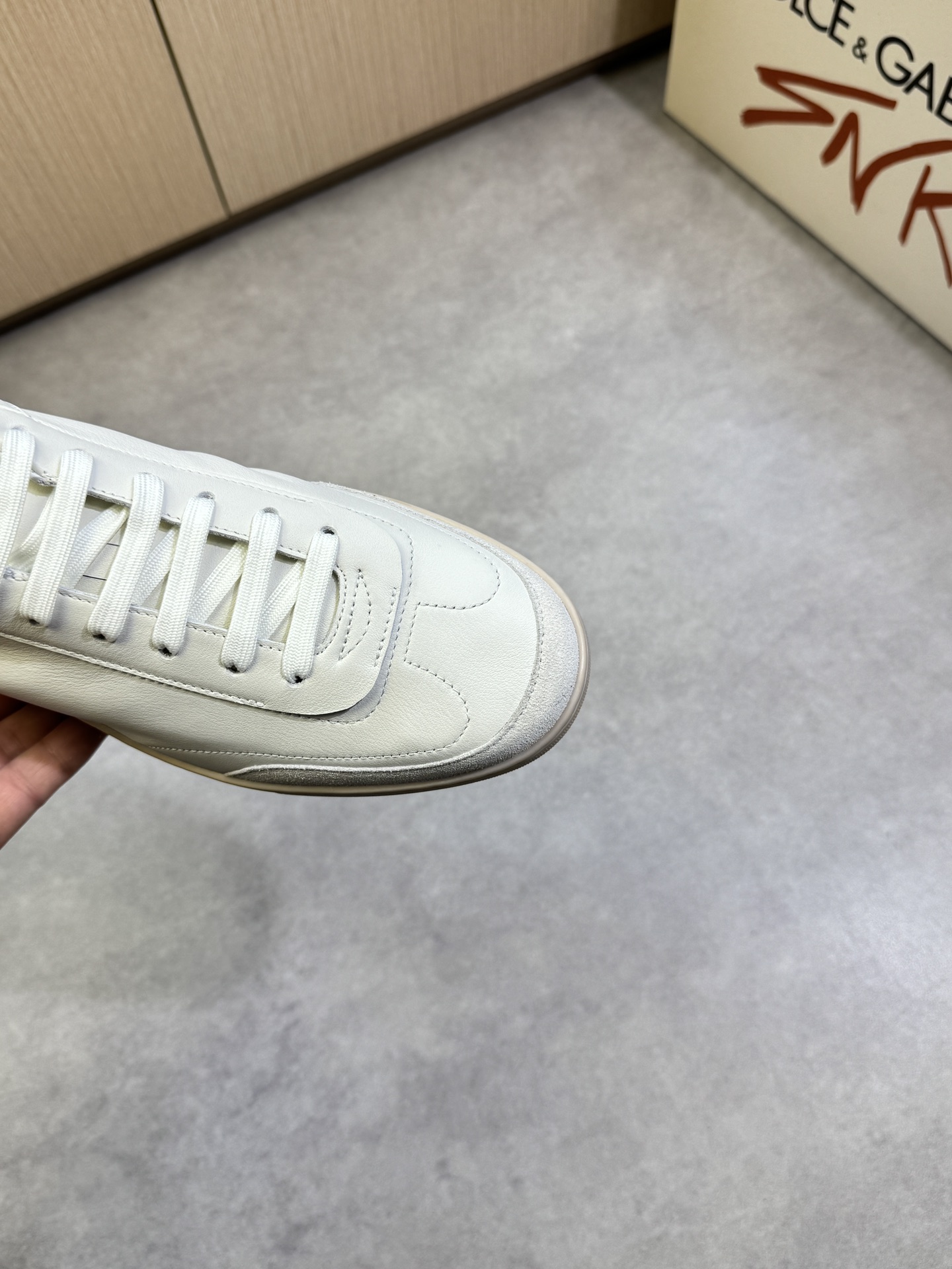 Dolce&Gabbana White Leather Sneakers for Men - Casual Comfort, Sizes 39-44 7 i1742678784 8633 5