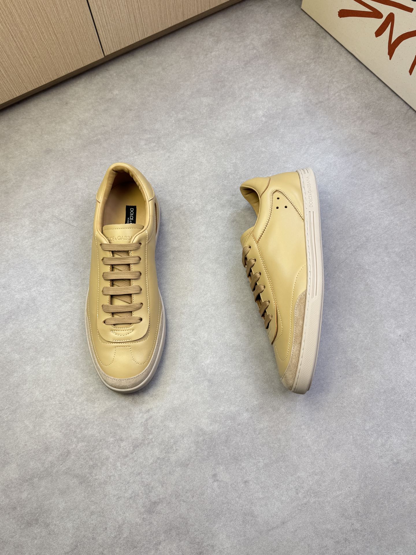 Dolce&Gabbana Leather Sneakers - Casual and Sporty Style, Beige 3 i1742678802 8156 1