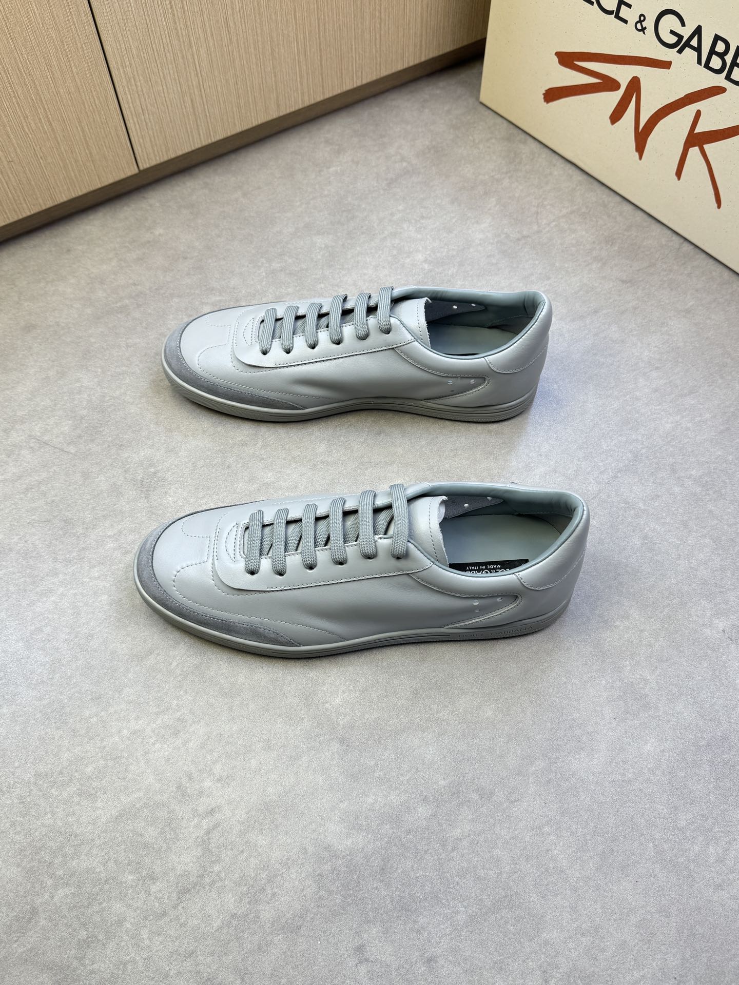 Dolce&Gabbana Premium Leather Sneakers, Comfortable And Lightweight, Sizes 39-44 4 i1742678816 3576 2