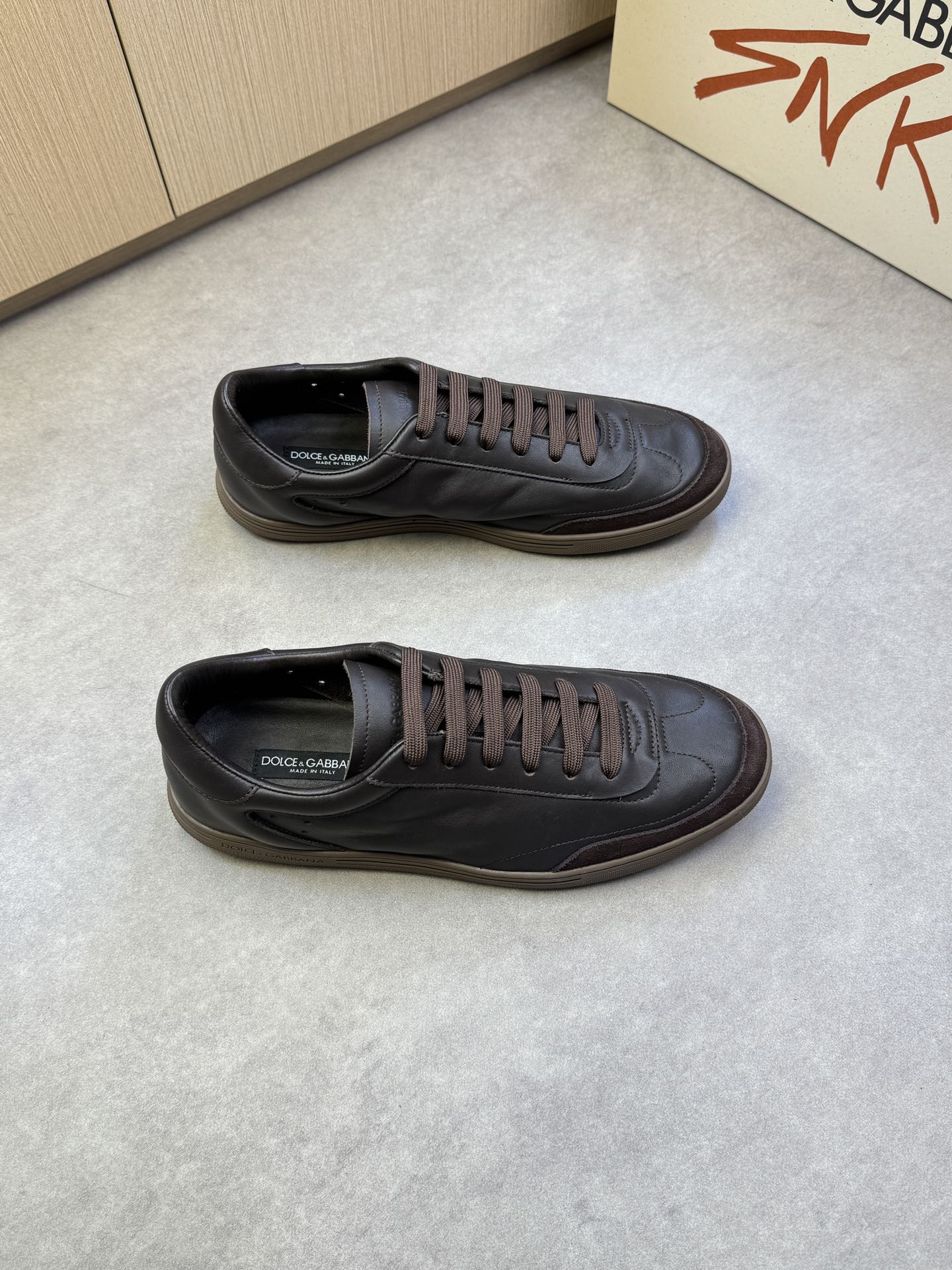 Dolce & Gabbana Leather Sneakers, Casual Style, Comfortable and High Quality 2 i1742678897 4048 0