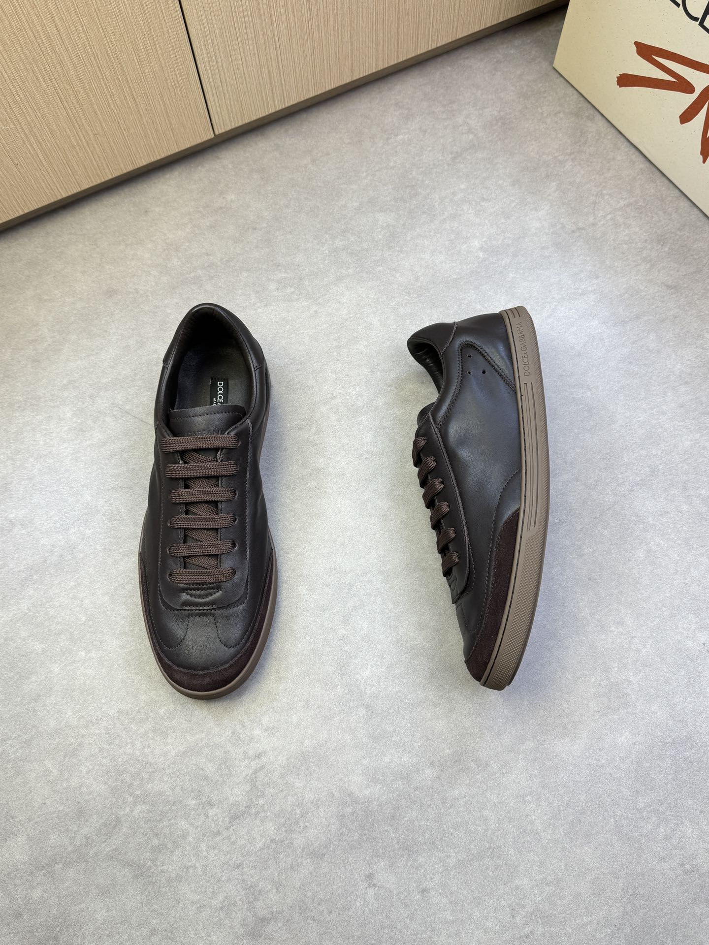 Dolce & Gabbana Leather Sneakers, Casual Style, Comfortable and High Quality 3 i1742678897 8920 1