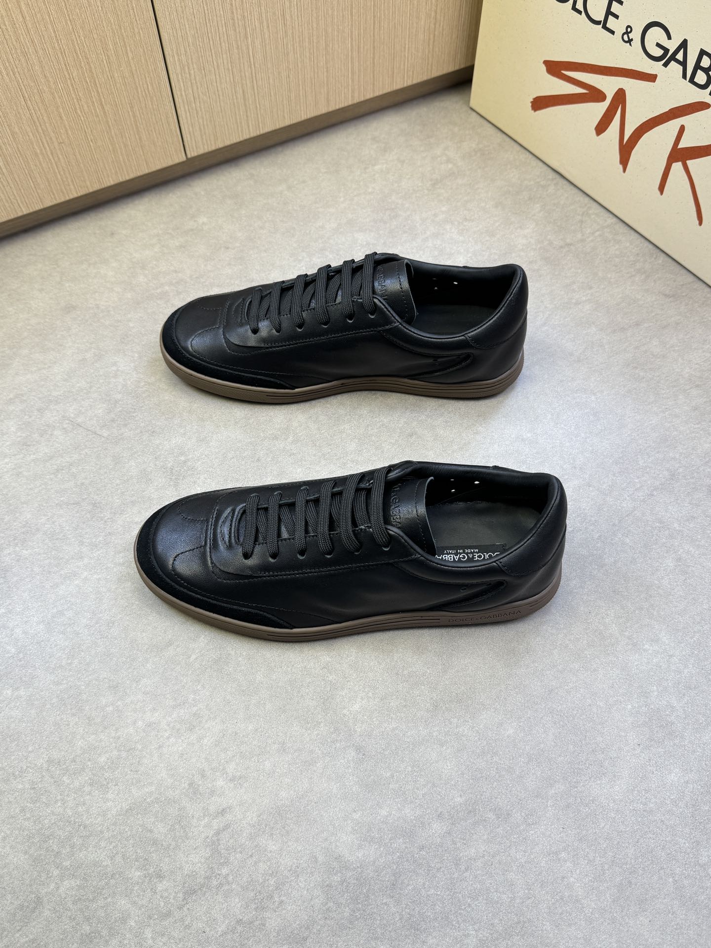 Dolce & Gabbana Leather Sneakers, Stylish Black Casual Shoes for Men 4 i1742678928 7711 2