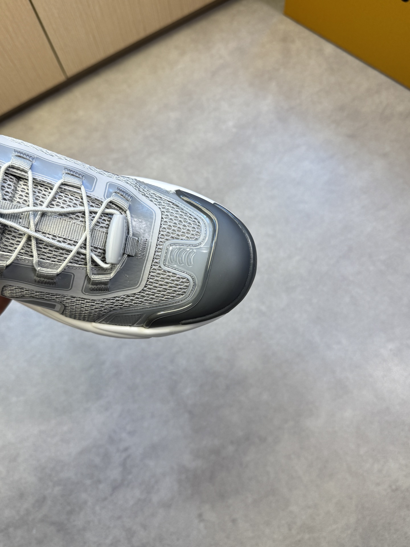 Louis Vuitton Men's Gray Mesh Upper Casual Sneakers Size 39-44 7 i1742753425 8140 5