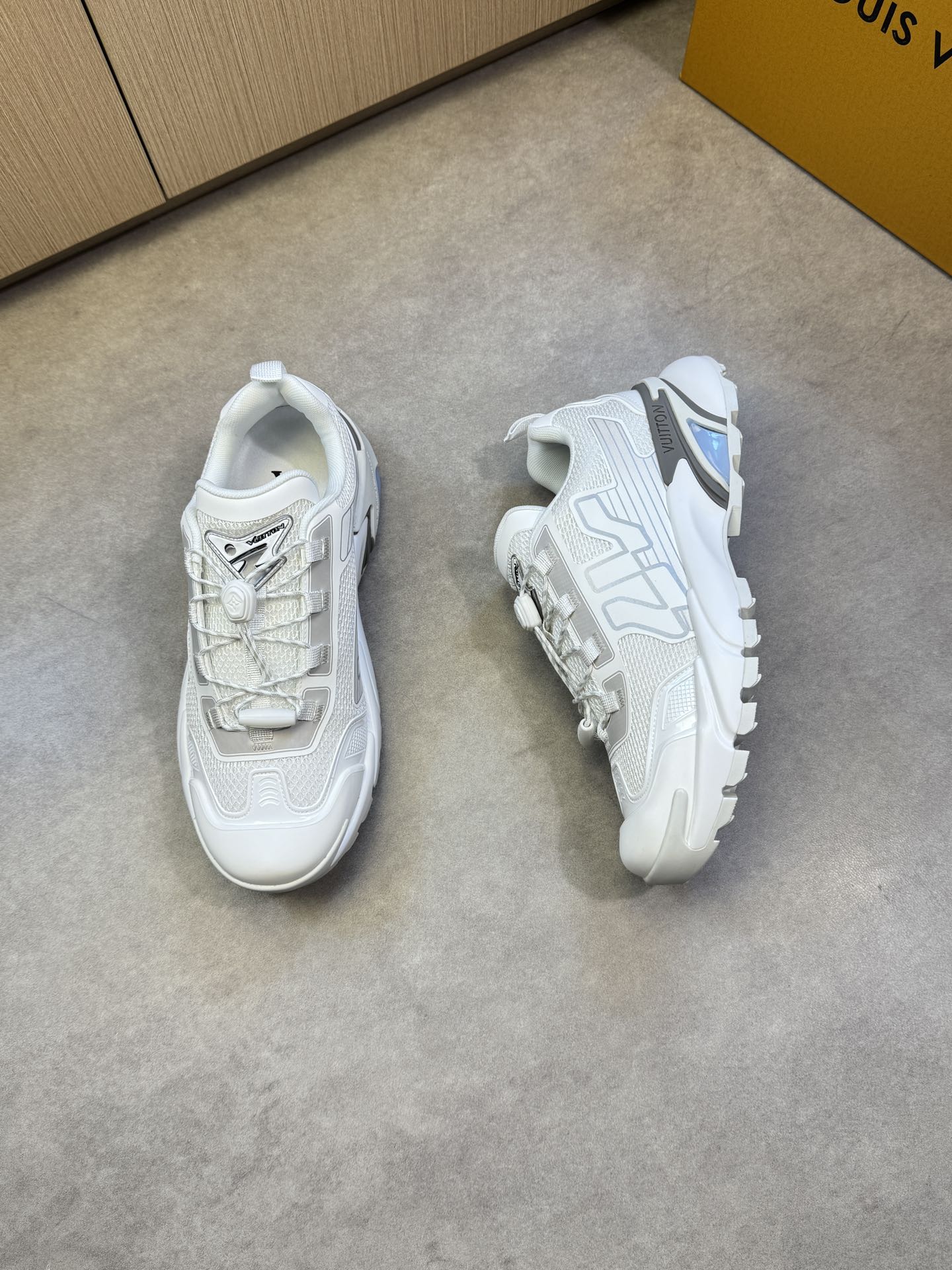 Louis Vuitton White Casual Sneakers Breathable Mesh Lightweight Shoes 3 i1742753449 1140 1