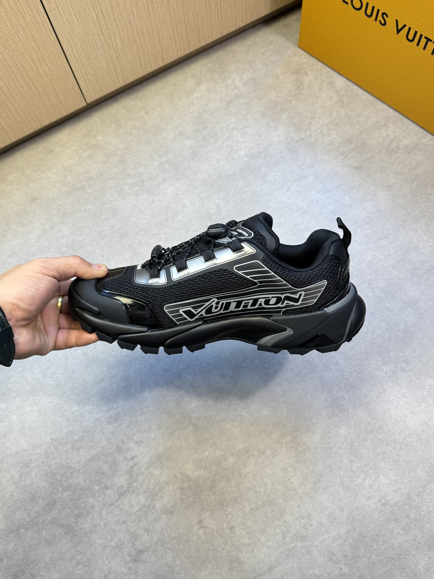 Louis Vuitton Men's Black Casual Sneakers Mesh Upper, Size 39-44 6 i1742753472 6050 4