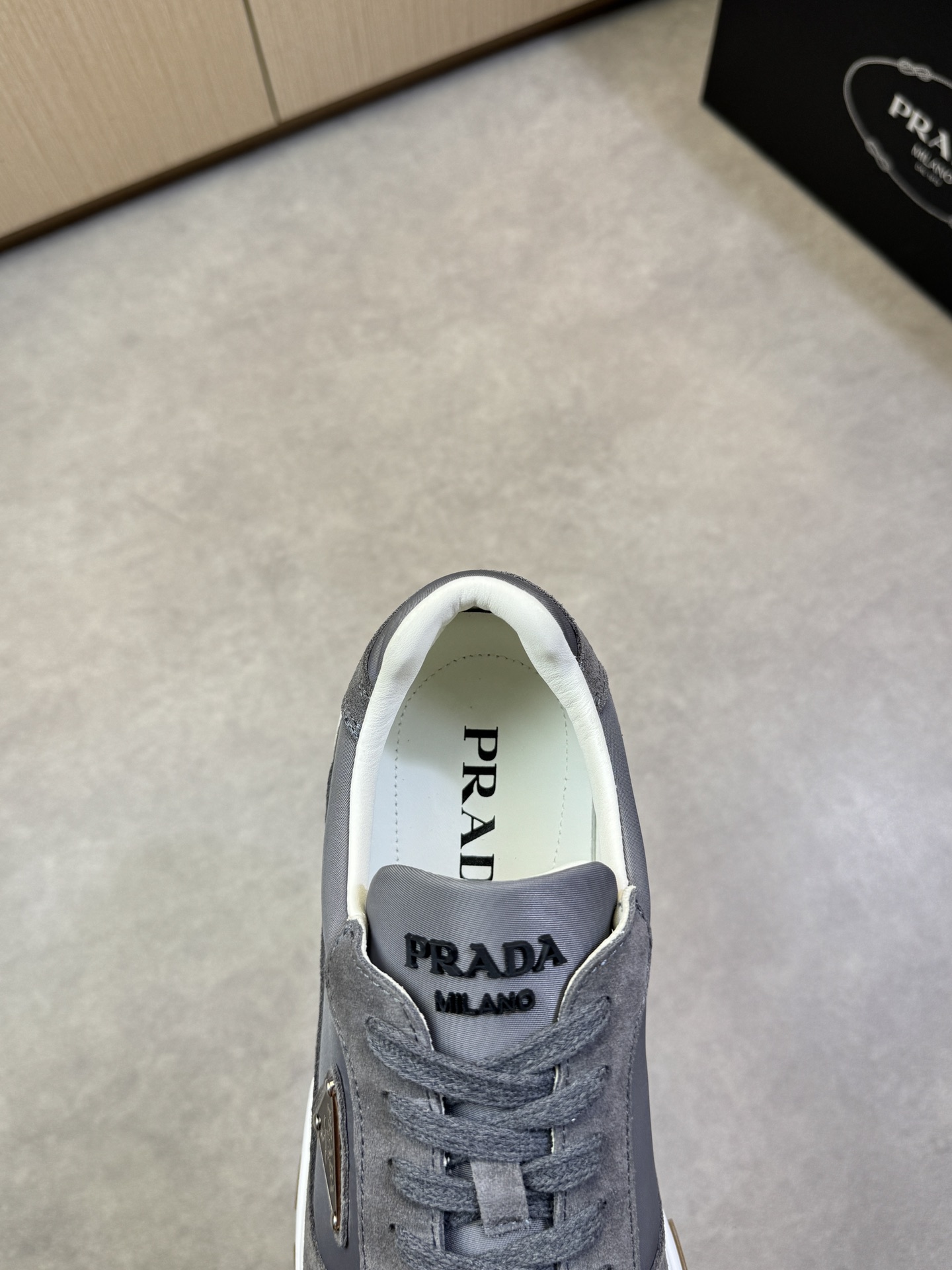 Prada Style Leather Men's Shoes style reference detail image 7 from source 781942