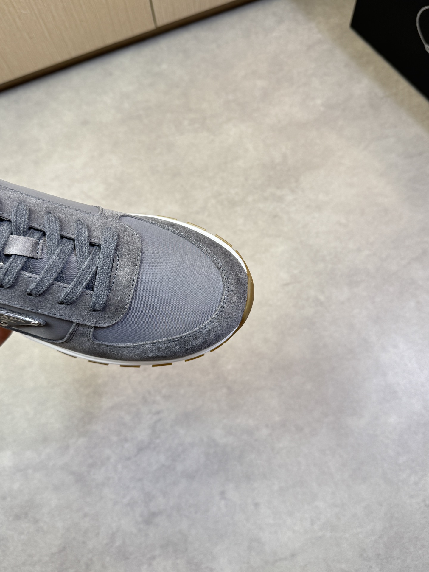 Prada Style Leather Men's Shoes style reference detail image 6 from source 781942