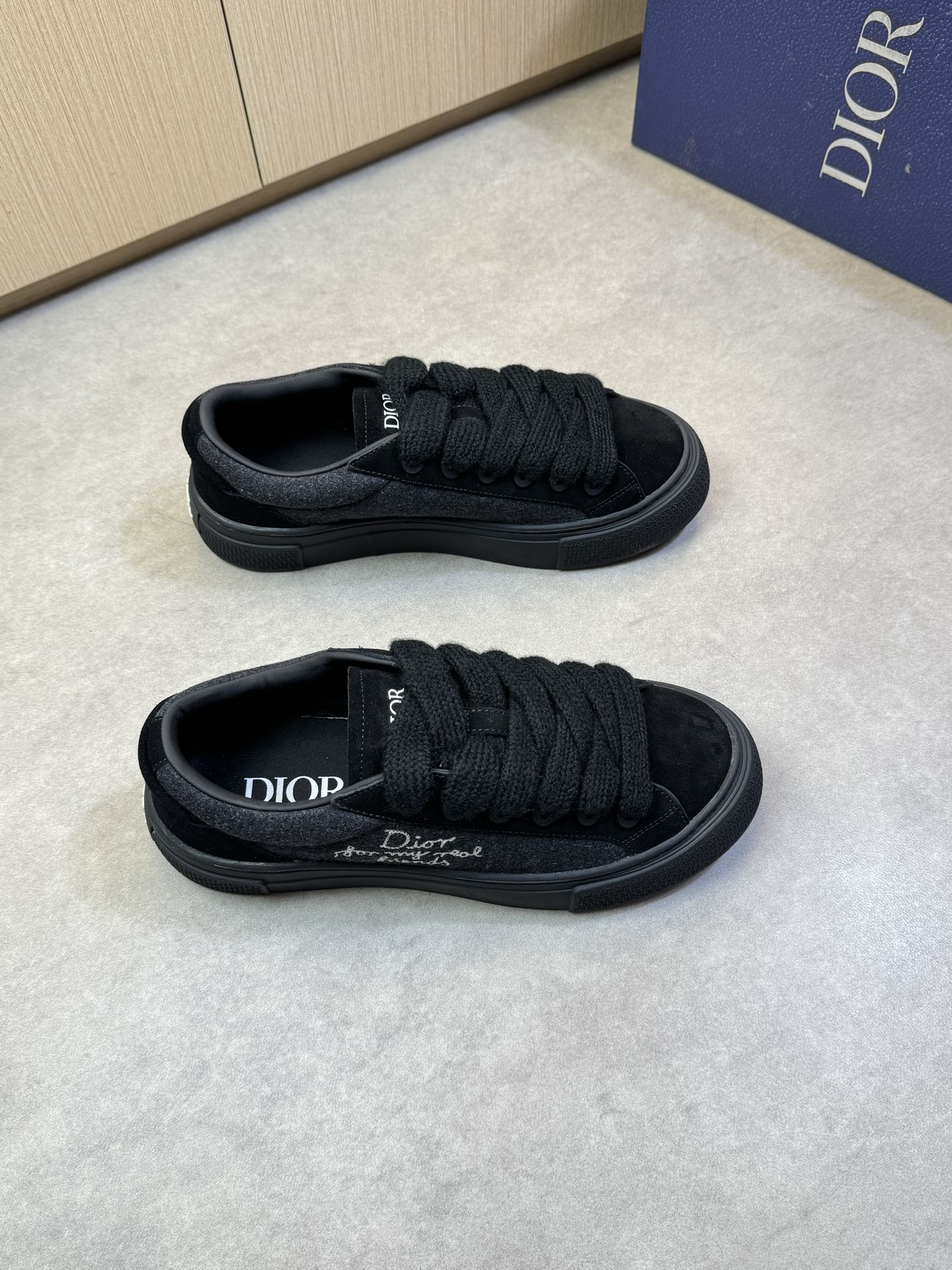 NO:274871,【Dior】Dior - High-end quality Original single casual sports shoes - Upper back-velvet calfskin, brand totem knitted cloth, shoe body embroidery brand logo, shoe tongue; Silk-printed high Zhoubo brand logo - inner water dye cowhide, foot pad; Brand canvas - original ultra-light TPR·rubber; molded outsole - ultra-high quality control·fine workmanship highlight (high-end·noble·grade) -Size 39-44 (38, 45, 46, custom made)·D9285,,dior,dior,cowhide19860909【 Dior】迪奥 -高端品质 原单休闲运动板鞋 -鞋面反绒小牛皮、品牌图腾针织布匹、鞋身刺绣品牌Logo、鞋舌；丝印高周波品牌logo -内里水染牛皮,垫脚; 品牌帆布 -原版超轻TPR·橡胶；成型大底 -超高品控·做工精细凸显(高端·贵气·档次) -Size 39-44（38、45、46,可订做)·D9285,,dior,dior,cowhide,Men's shoes