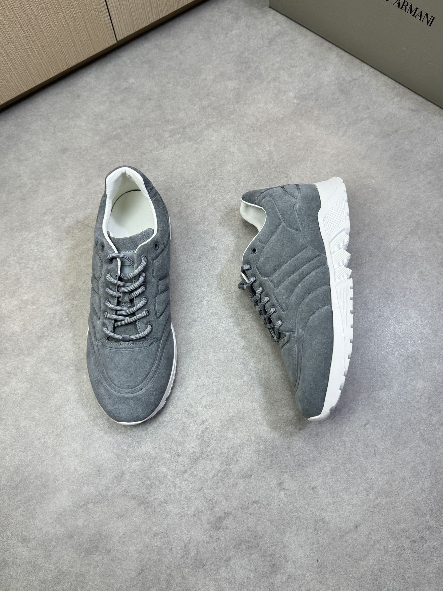 Giorgio Armani Men's Premium Nappa Leather Gray Casual Sneakers 3 i1743008349 9762 1