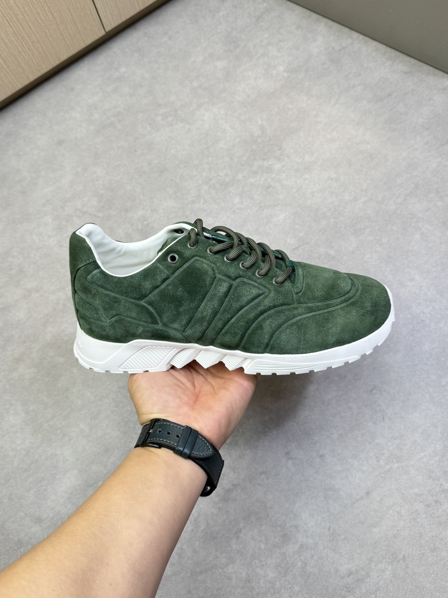 Giorgio Armani Men's Green Nappa Leather Sneakers - Casual & Comfortable 5 i1743008570 8866 3