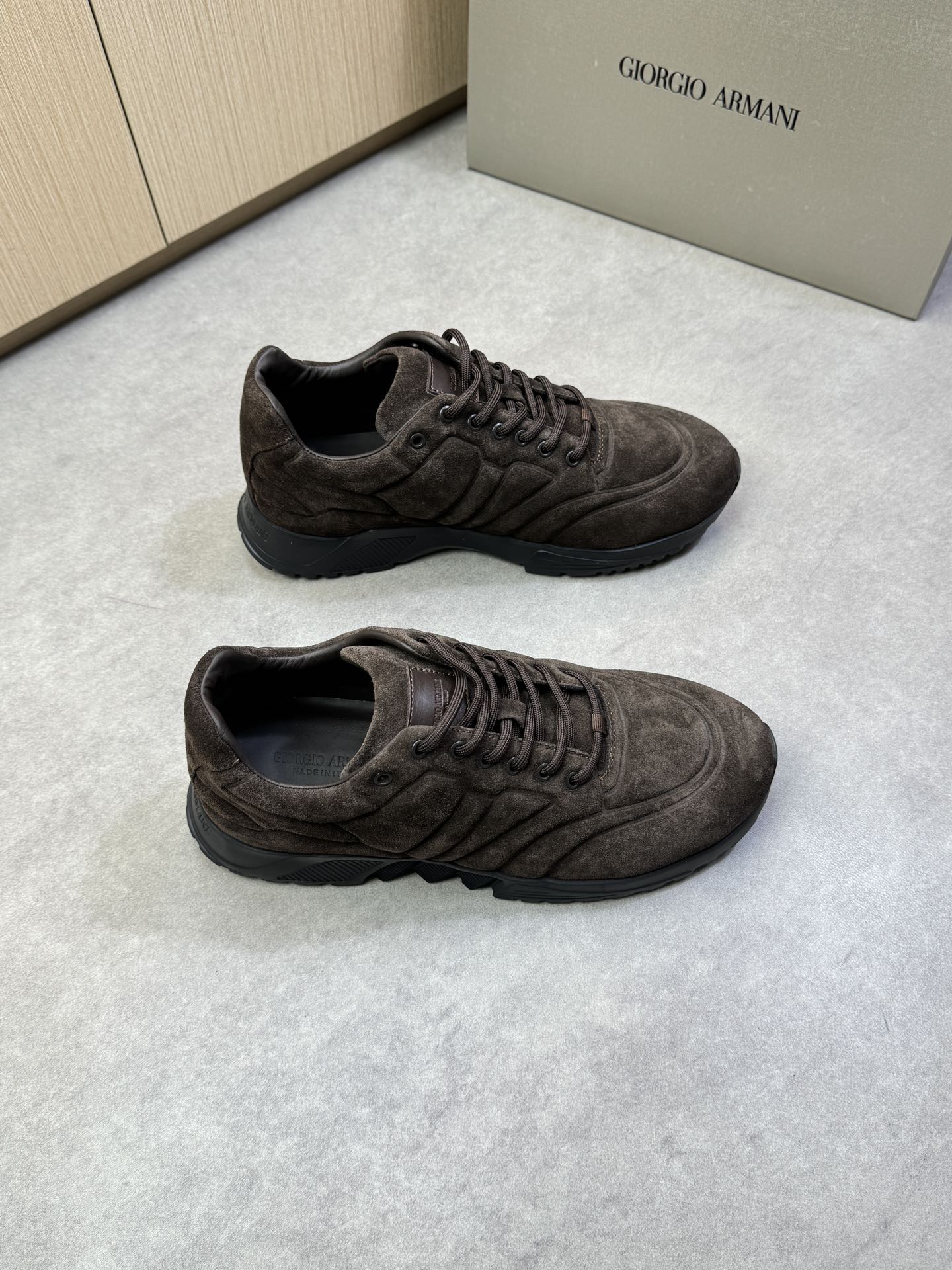 Giorgio Armani Men's Nappa Leather Lightweight TPU Sole Sneakers 1 Giorgio Armani Men's Nappa Leather Lightweight TPU Sole Sneakers