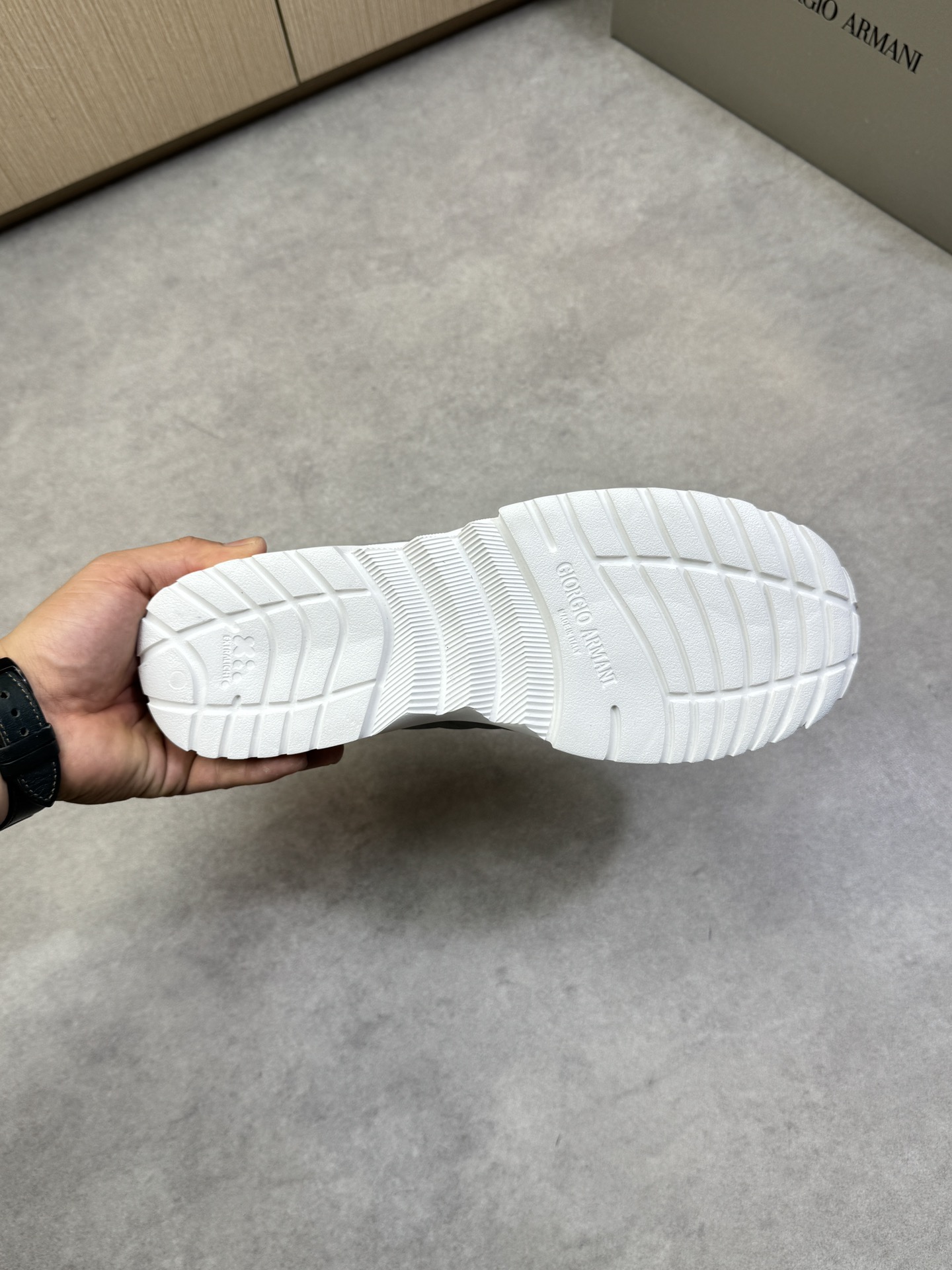 Giorgio Armani Men's Nappa Leather Sneakers with Embossed Logo - Stylish Comfort 10 i1743009815 2829 8