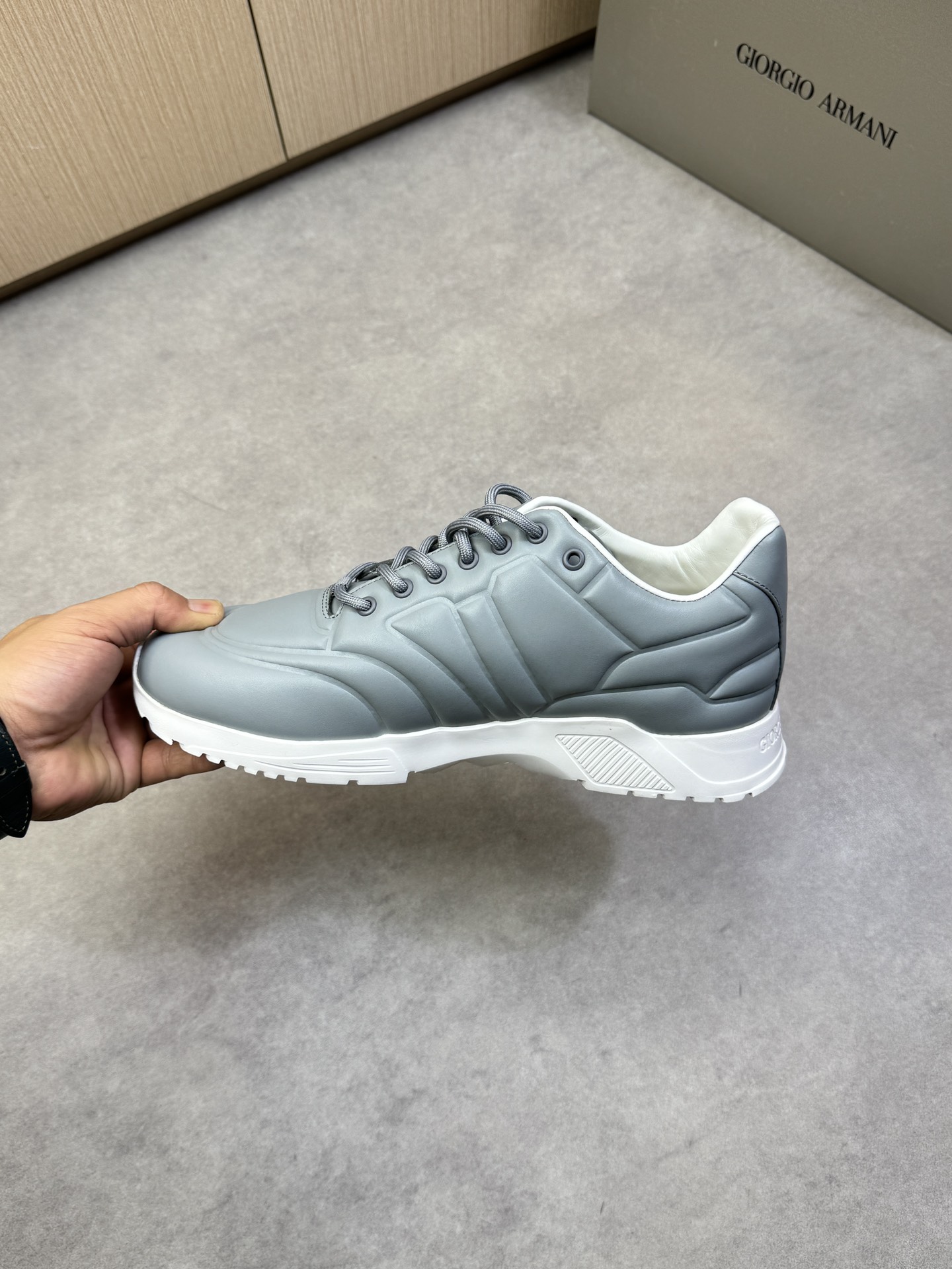 Giorgio Armani Men's Nappa Leather Sneakers with Embossed Logo - Stylish Comfort 6 i1743009815 9547 4
