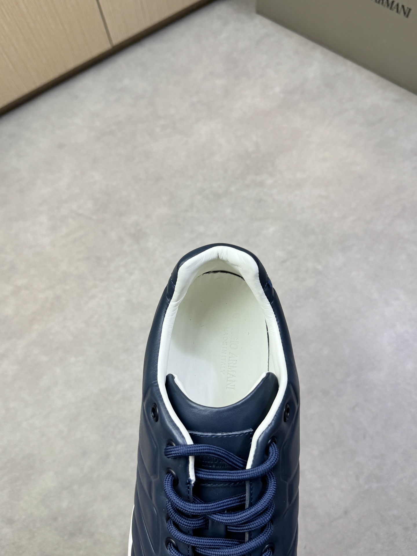 Giorgio Armani Men's Nappa Leather Sneakers - Premium Quality & Comfort 8 i1743009834 195 6