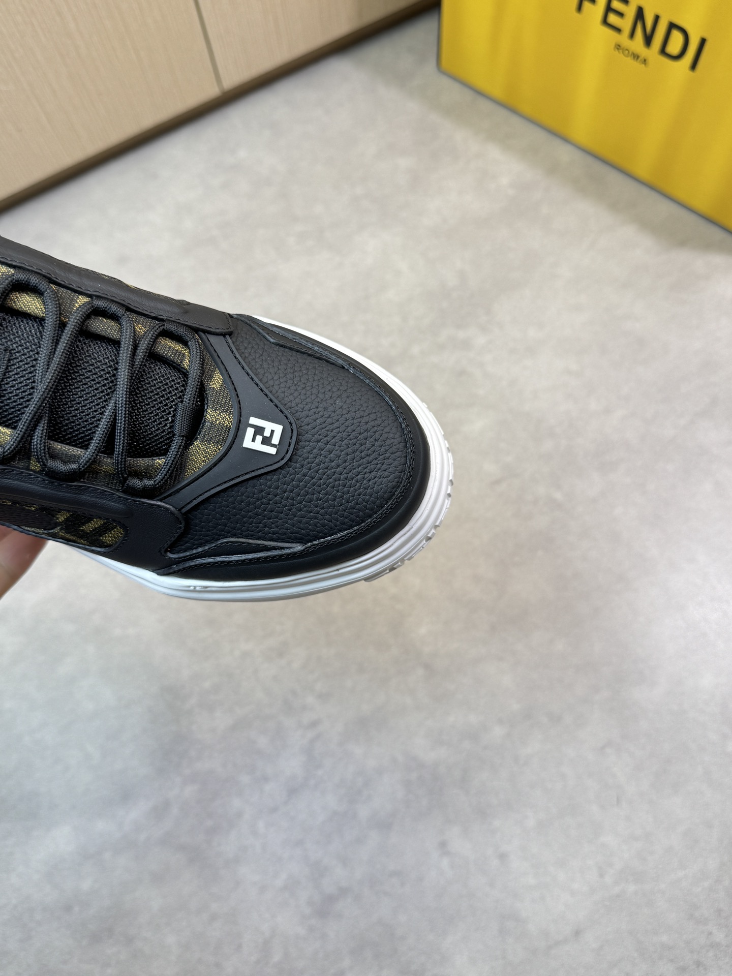 Fendi Men's Nappa and Litchi Leather Sneakers with Brand Logo - Size 39-44 7 i1743184371 341 5