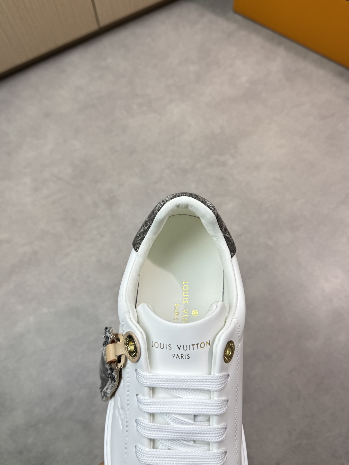 Louis Vuitton Nappa Leather Sneakers White Casual Shoes Size 35-44 8 i1743270929 7837 6