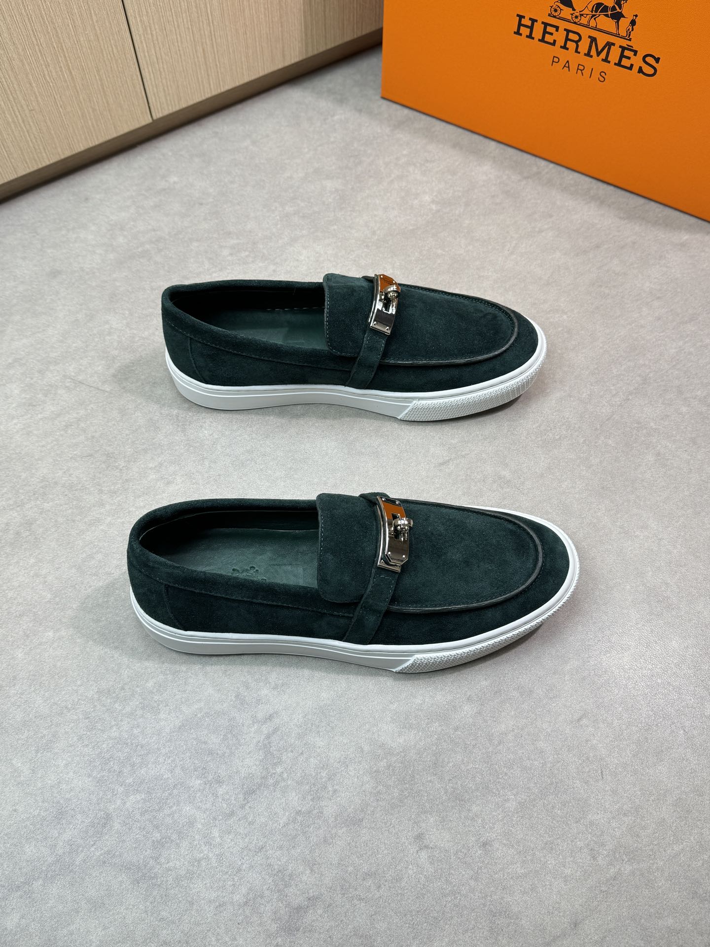 Hermès Premium Leather Sneakers with Metal Buckle Accent, Emerald Green 2 i1743354779 6983 0