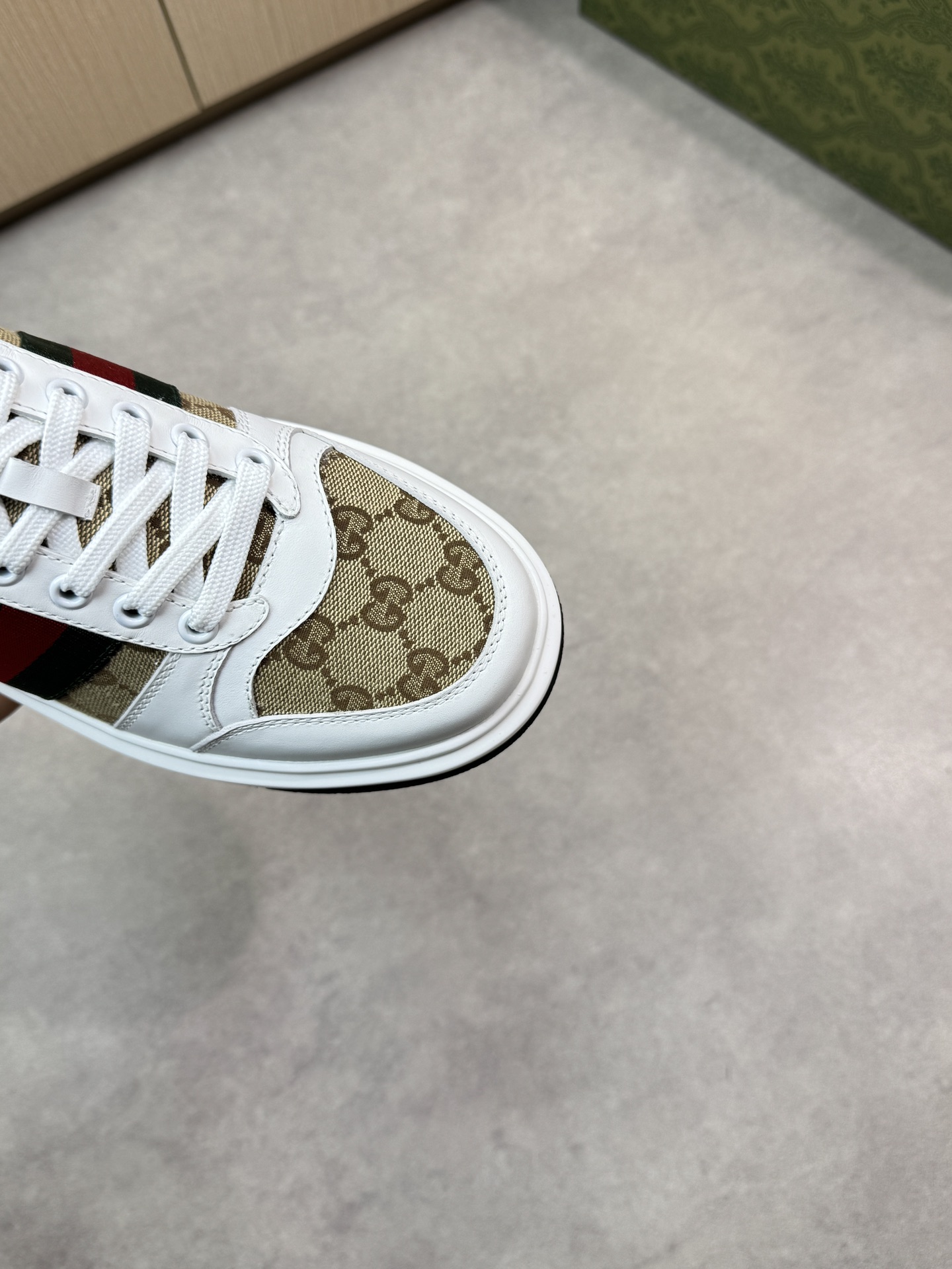 Gucci Leather Sneakers with Signature Web and Monogram Detail 7 i1743355845 2883 5