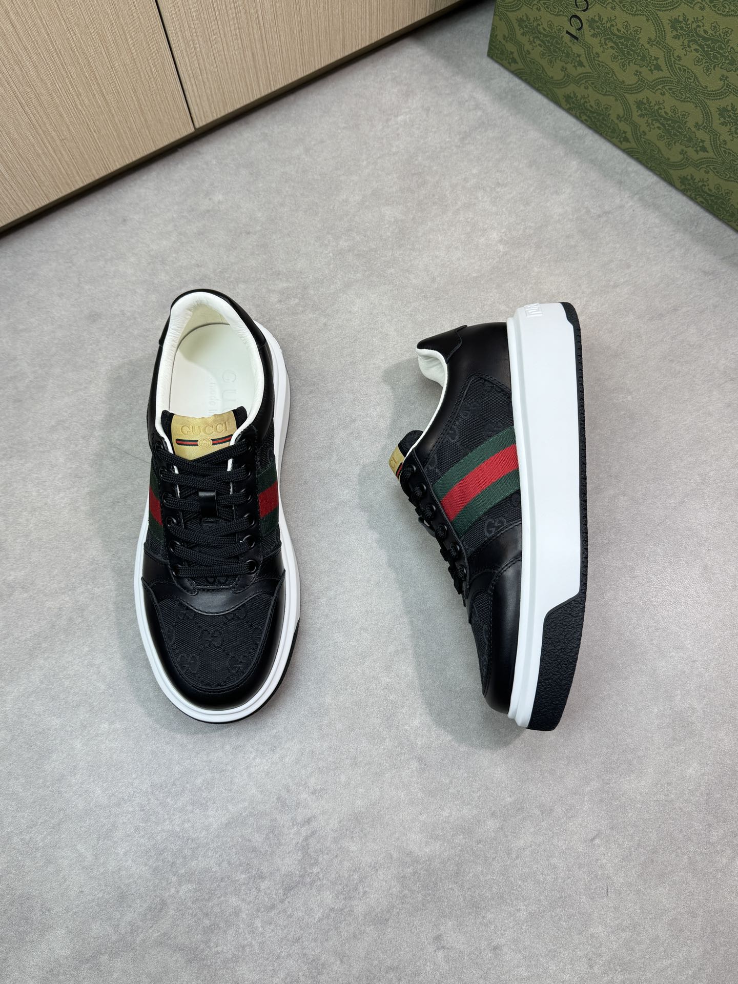 Gucci Leather Sneakers for Men: Stylish, Comfortable, and High-Quality 3 i1743355951 4345 1