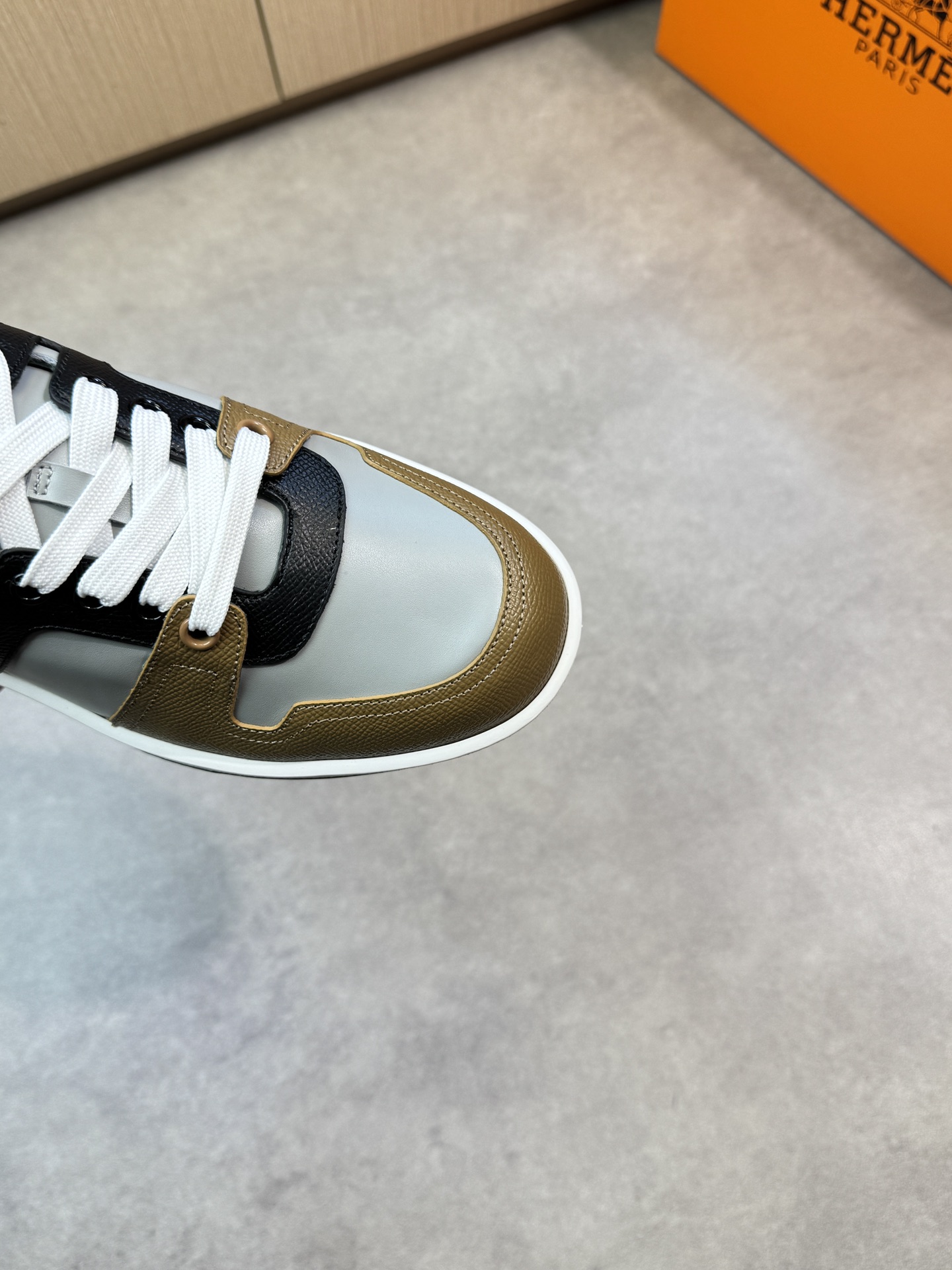 [HERMES] Hermes - Zapatillas deportivas originales de alta calidad - Exterior: piel de ternero napa,