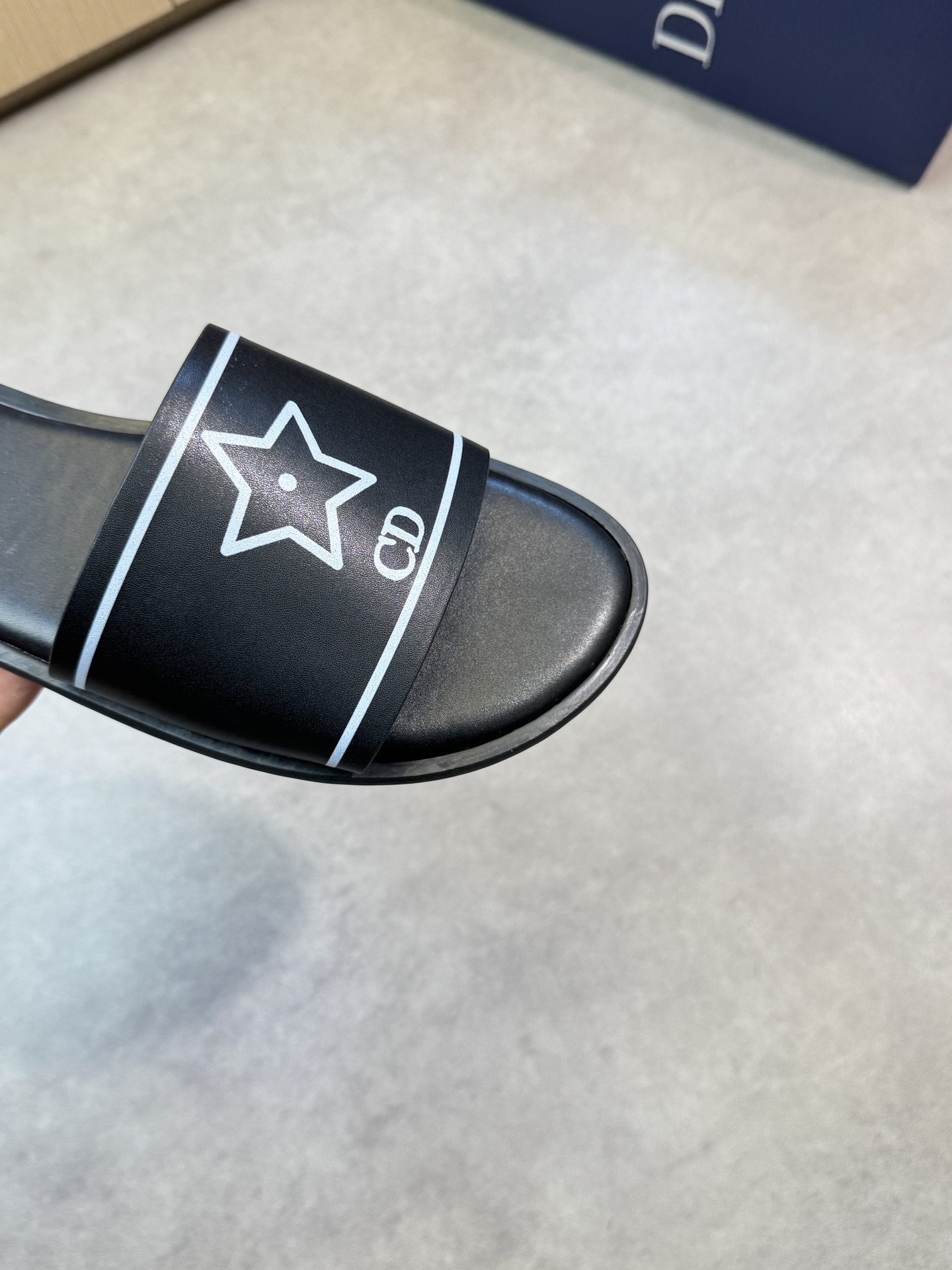 Dior Style Leather Men's Shoes Men's Shoes Men's Shoes detail image 6 from source 782256