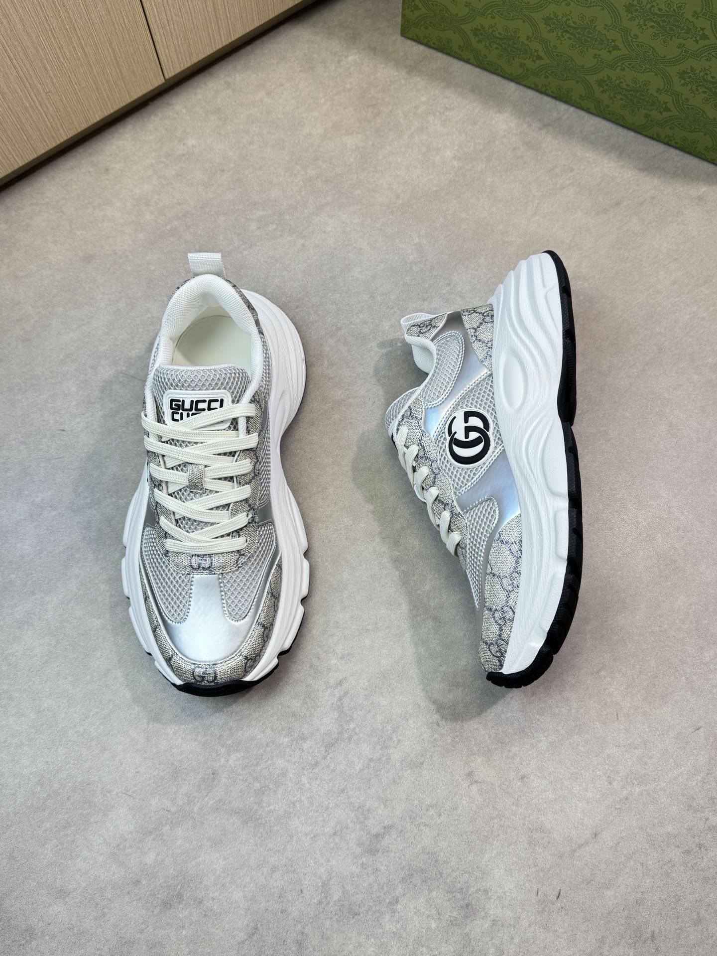 Gucci Women's Silver Tumbled Sneakers Designer Athletic Shoes Size 38-44 3 i1744047690 2024 1