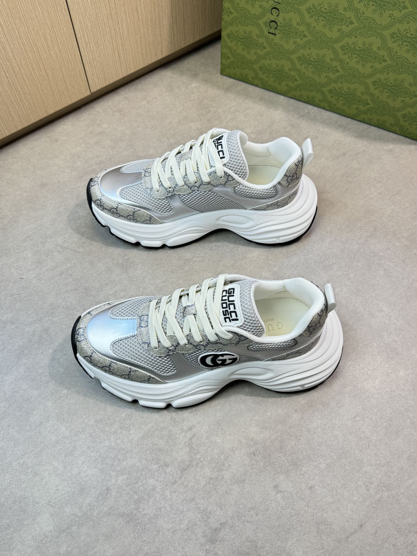Gucci Women's Silver Tumbled Sneakers Designer Athletic Shoes Size 38-44 4 i1744047690 8818 2
