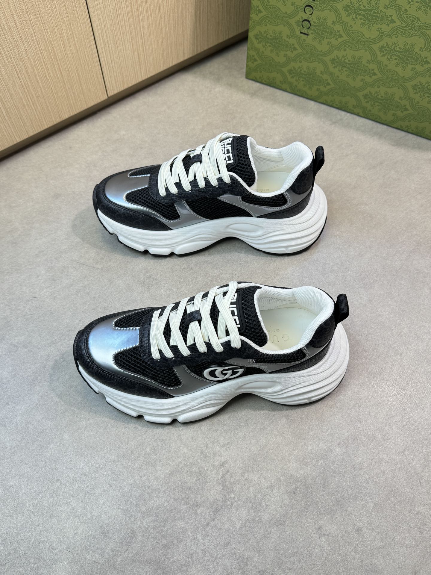 Gucci Women's Ultrapace Sneakers Black Silver Chunky Lace-up, Size 38-44 4 i1744047764 3287 2