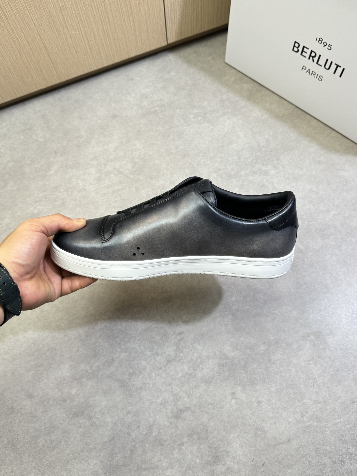 Berluti Men's Leather Loafers - High-End Quality, Casual Sneakers, Sizes 38-46 6 i1744391040 1752 4