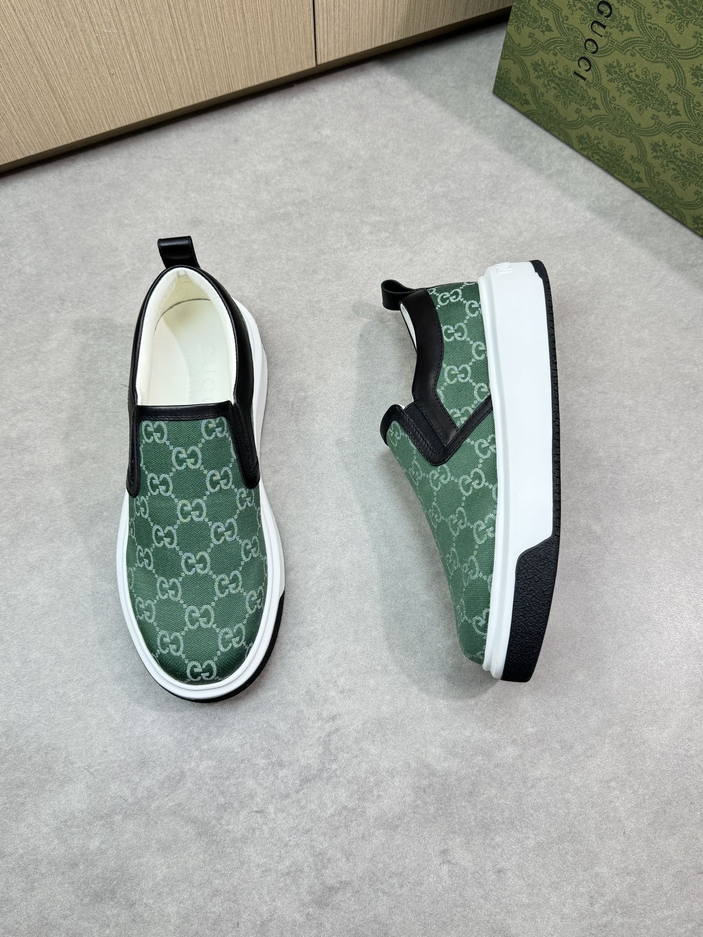 Gucci Men's Green GG Supreme Canvas Slip-On Sneakers, Size 38-44 3 i1744737474 1073 1