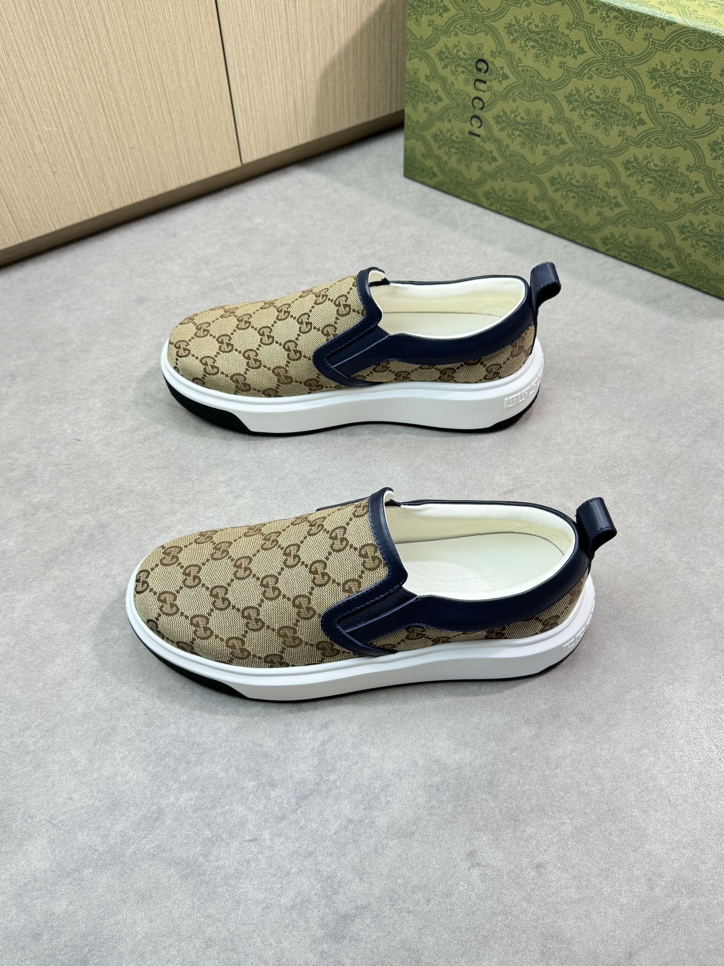 Gucci Slip-On Sneakers in Signature GG Canvas with Leather Trim - Size 38-44 4 i1744737525 99 2