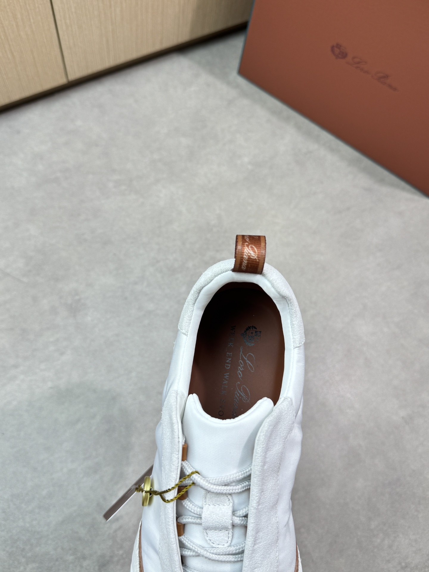 Loro Piana White Leather & Suede Casual Sneakers - Premium Quality 8 i1745081532 7874 6