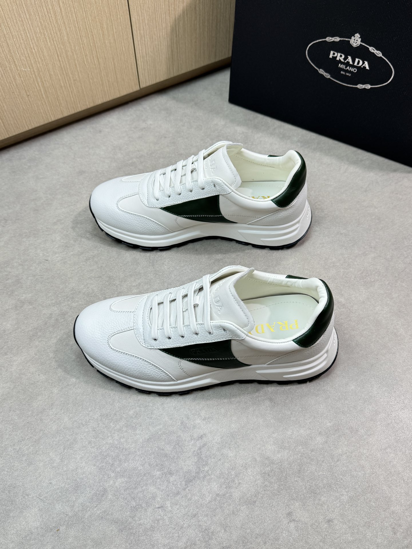 Prada Men's Nappa Leather Sneakers - Stylish & Comfortable, Sizes 39-44 4 i1745083653 2292 2