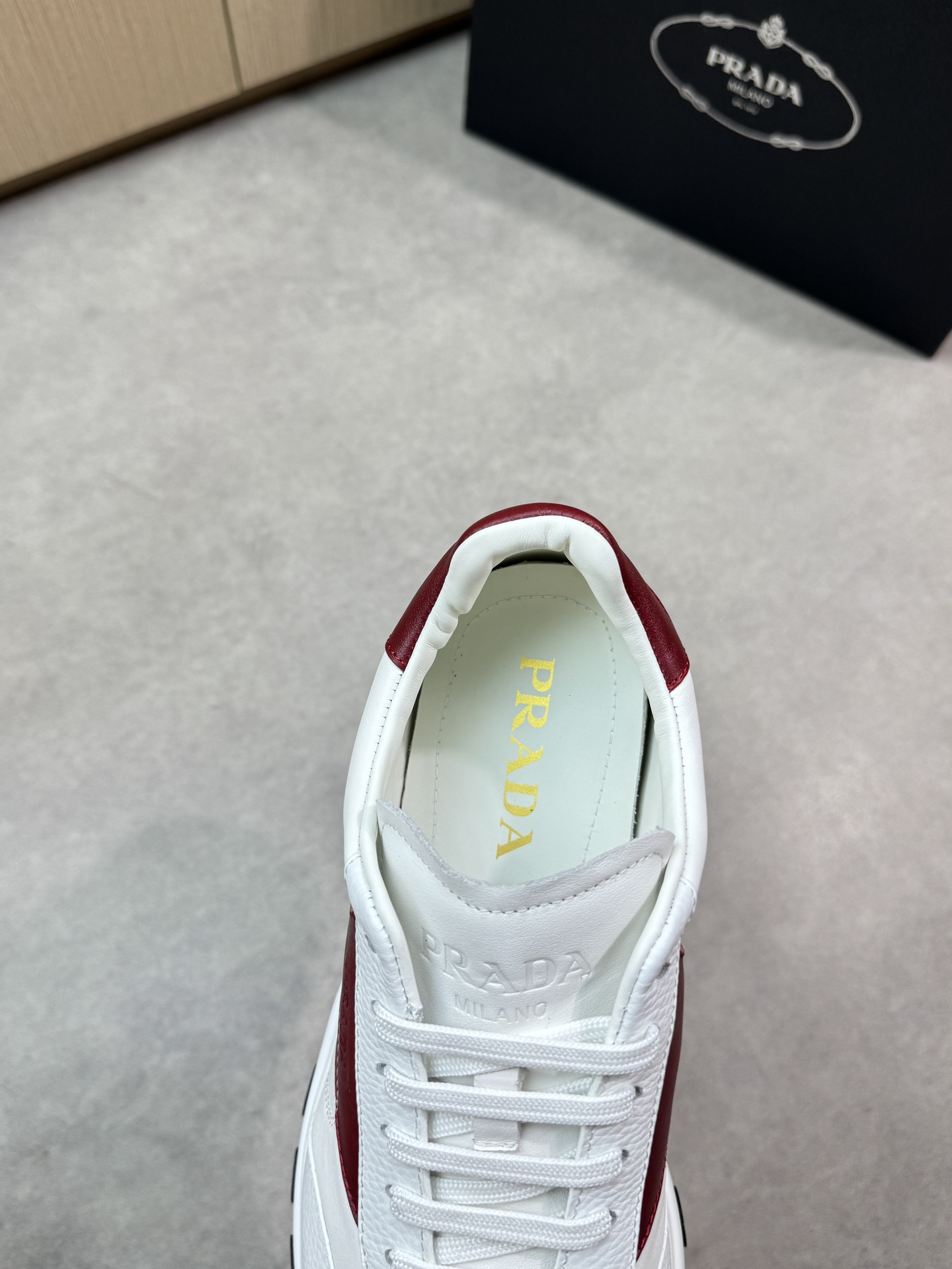 Prada Men's Leather Low-Top Sneakers Casual Fashion Sneakers Shoes 8 i1745083791 8608 6
