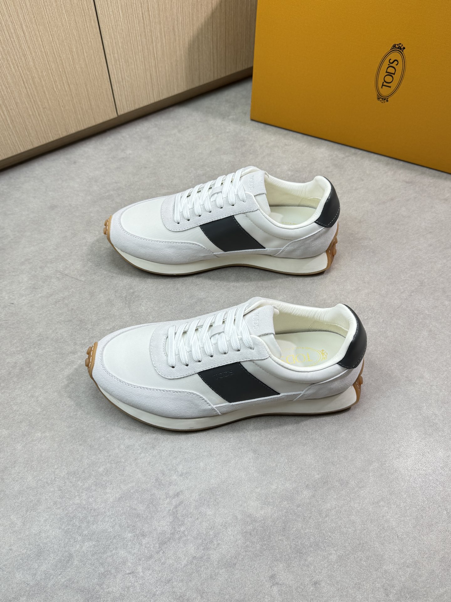 TOD'S Men's White Leather & Suede Lace-Up Sneakers, Casual Comfort Style 4 i1745271755 8008 2