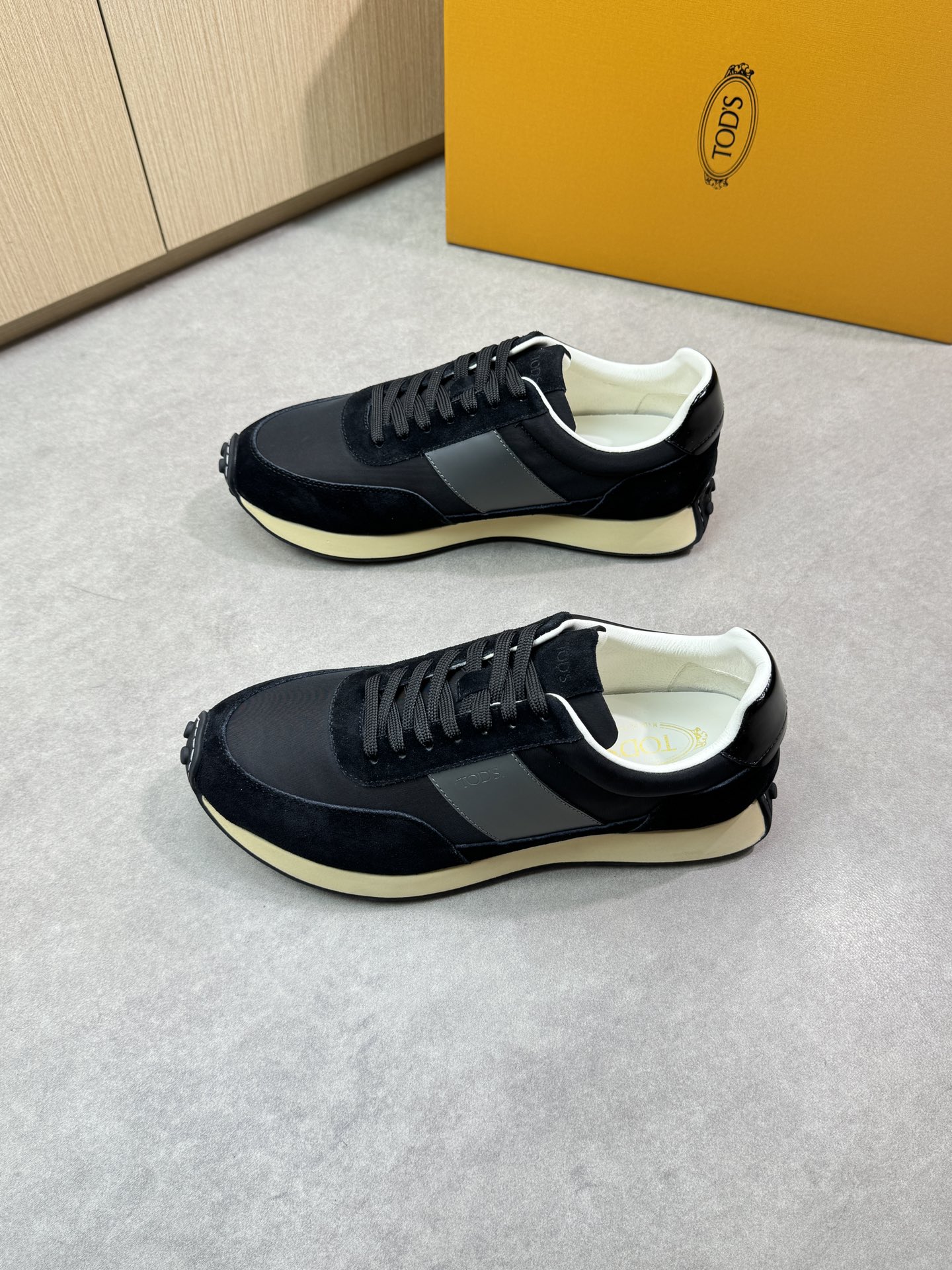 TOD'S Men's Black Leather and Suede Casual Sneakers, Sizes 38-44 4 i1745271802 9660 2