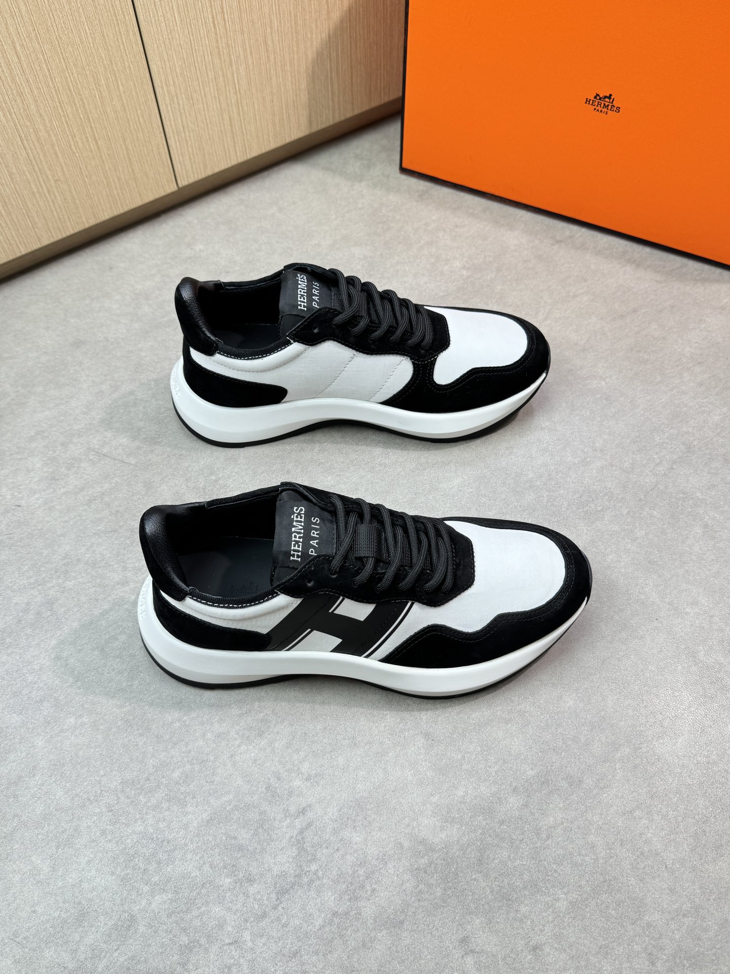 NO:283370,【HERMES】HERMES - High-end quality Original single casual sneakers - Upper back-fleece calfskin, brand high mercerized canvas, shoe body color printing brand 