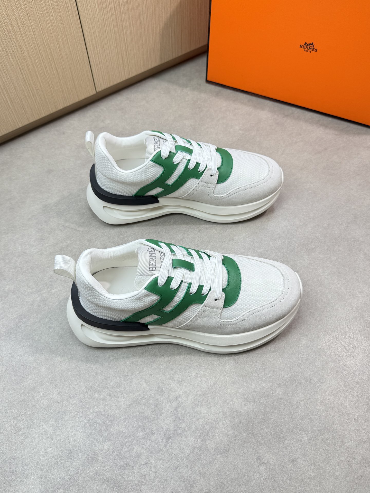 Hermes Men's White & Green Nappa Leather Casual Sneakers, Size 39-44 1 Hermes Men's White & Green Nappa Leather Casual Sneakers, Size 39-44