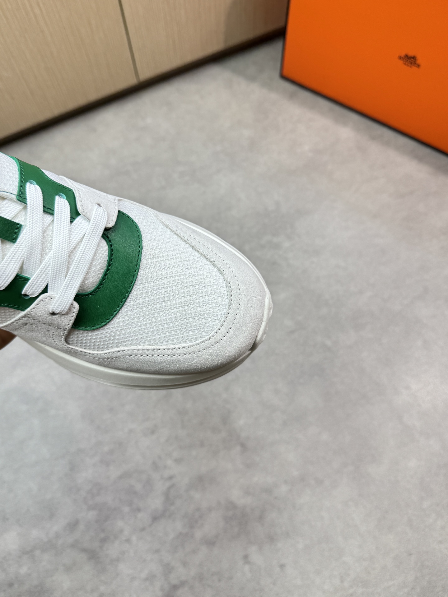 Hermes Men's White & Green Nappa Leather Casual Sneakers, Size 39-44 7 i1746379799 4885 5