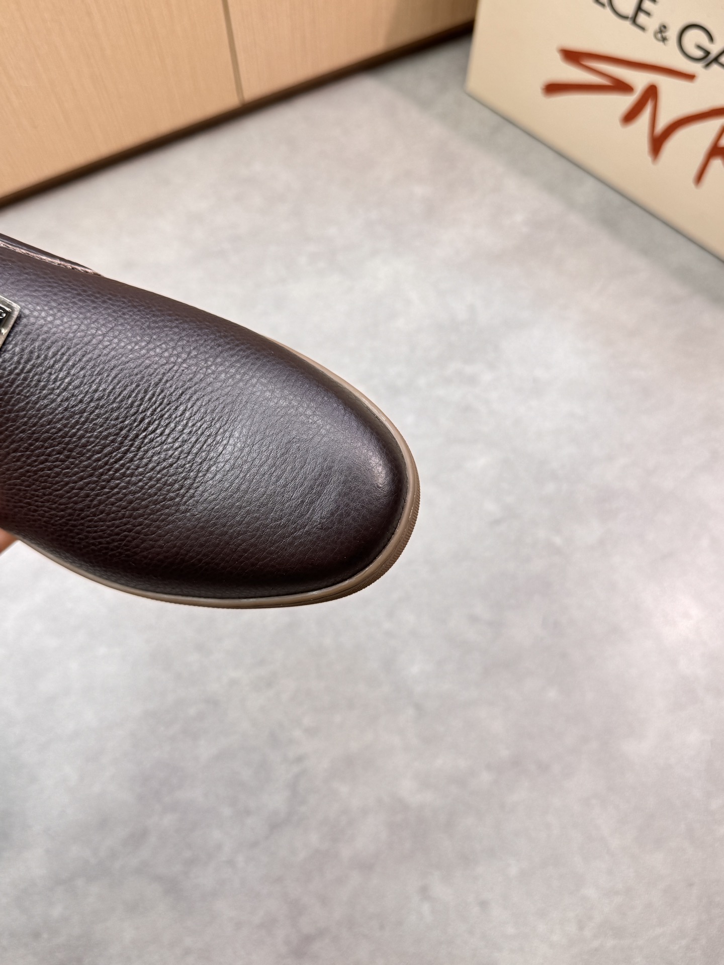 Dolce & Gabbana Leather Slip-On Sneakers With Metal Logo Accent 7 i1746551027 7430 5