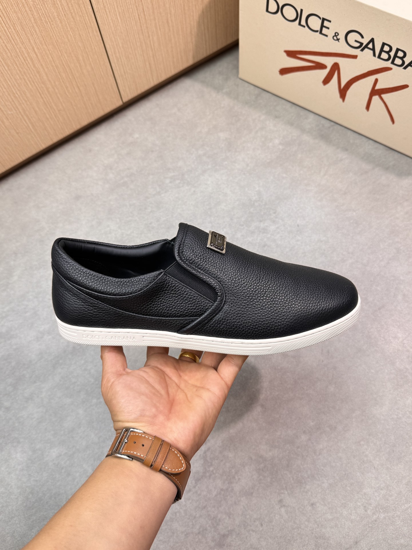 Dolce & Gabbana Leather Slip-On Sneakers with Metal Logo Accent 5 i1746551044 6842 3