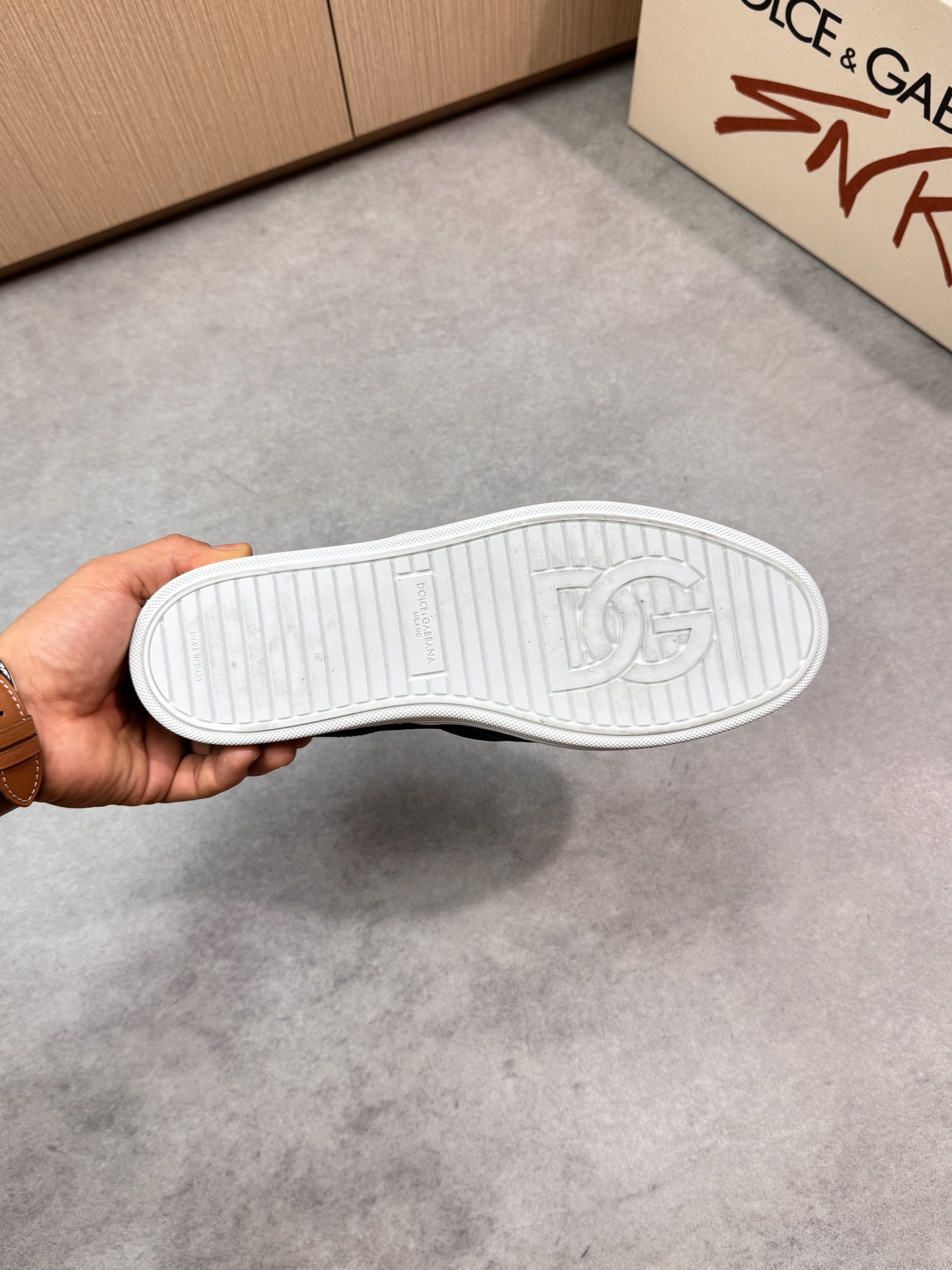 Dolce & Gabbana Leather Slip-On Sneakers with Metal Logo Accent 10 i1746551044 7928 8