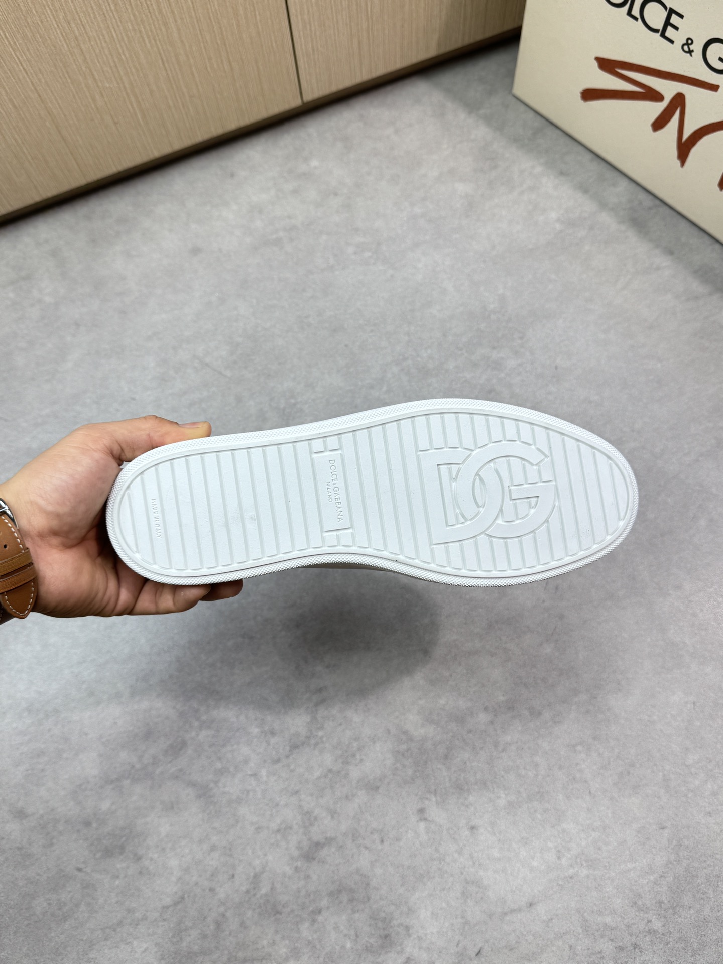 Dolce&Gabbana White Leather Sneakers with Logo, Size 39-44 10 i1746551342 2254 8