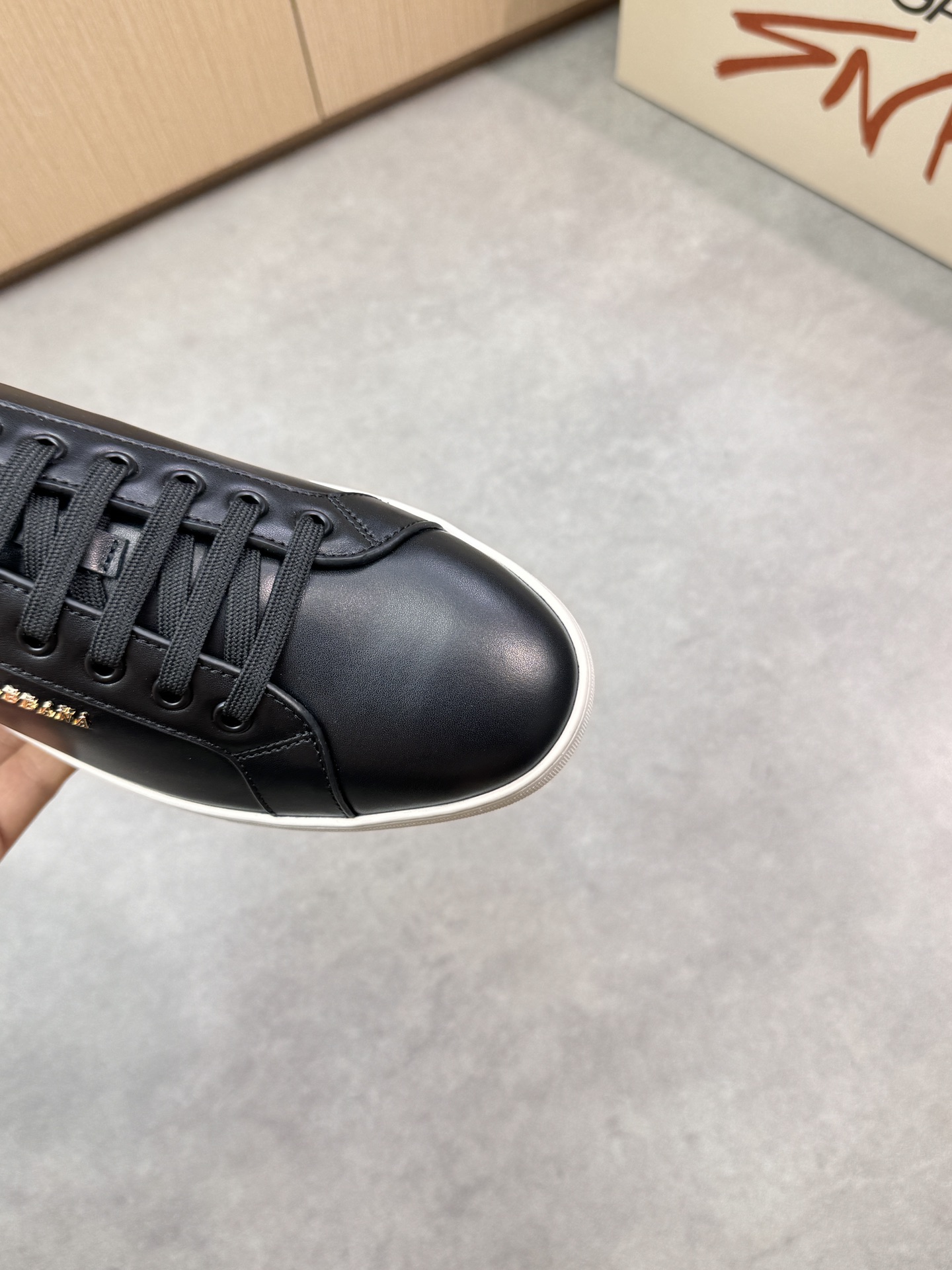 Dolce & Gabbana Leather Sneakers Casual Shoes For Men 7 i1746551500 2180 5
