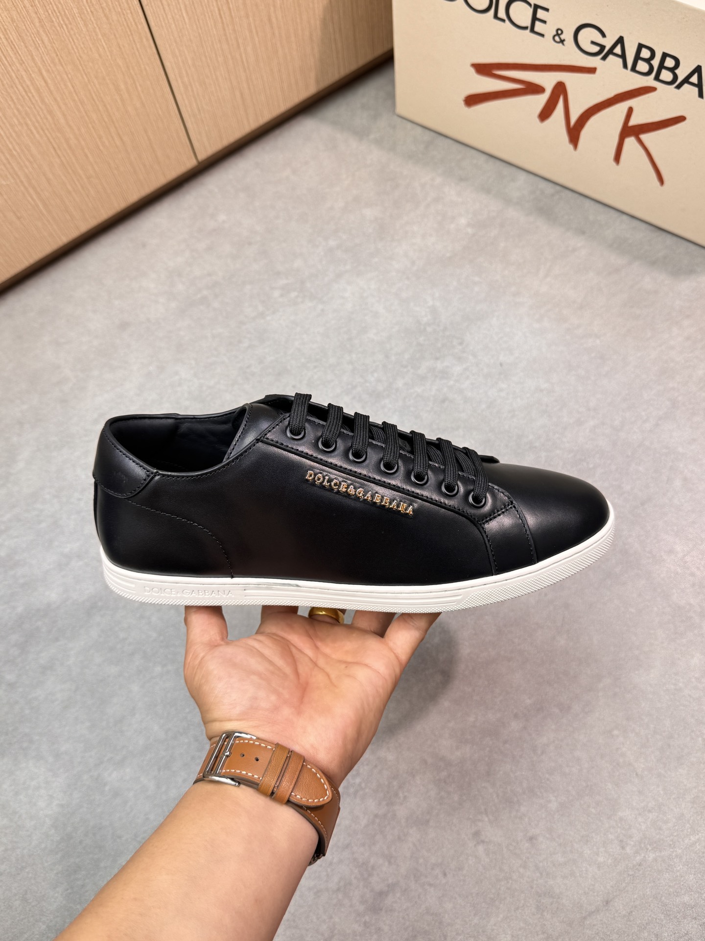 Dolce & Gabbana Leather Sneakers Casual Shoes For Men 5 i1746551500 5038 3